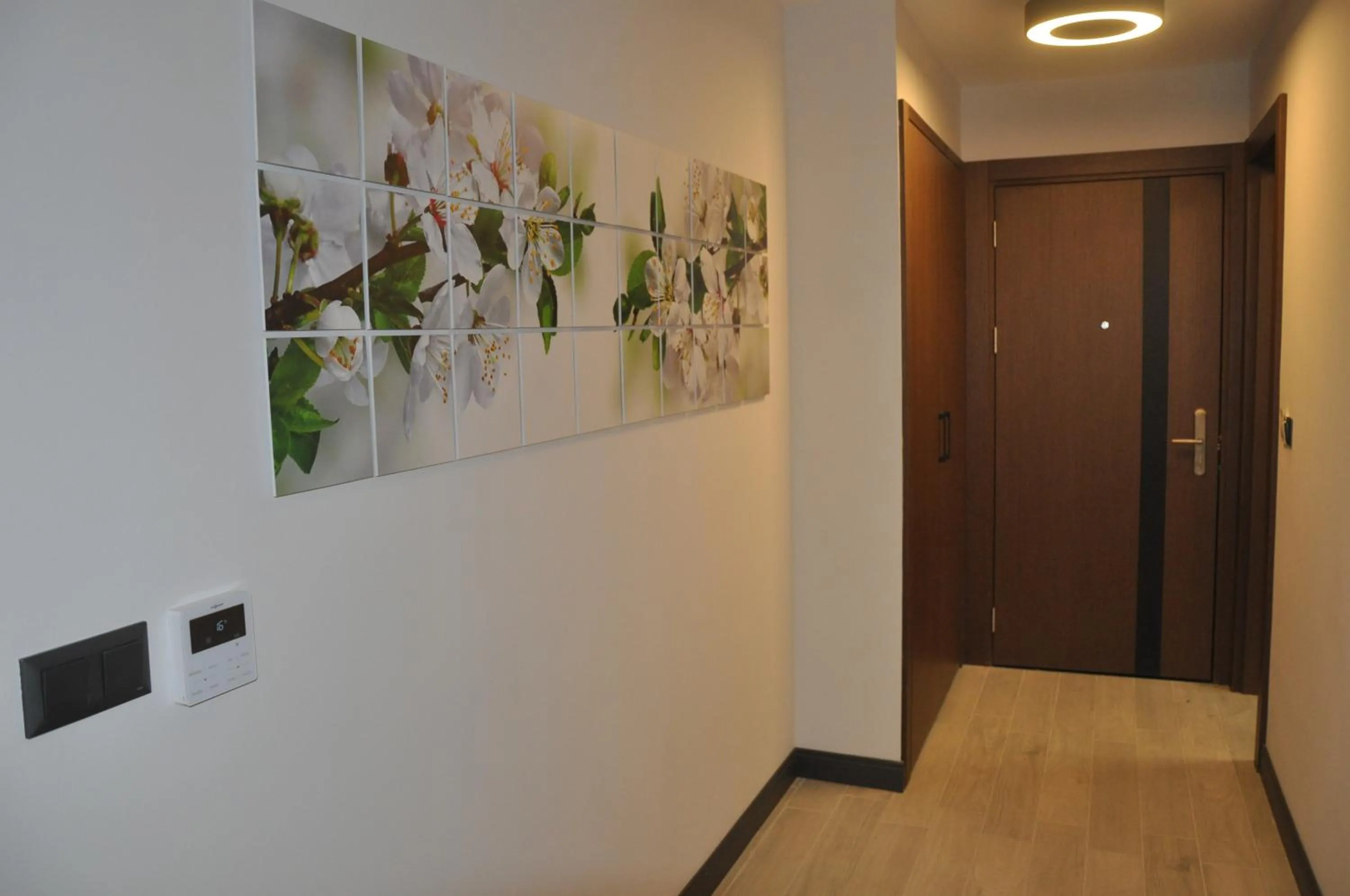 Communal lounge/ TV room in GOLAZ SUİT OTEL