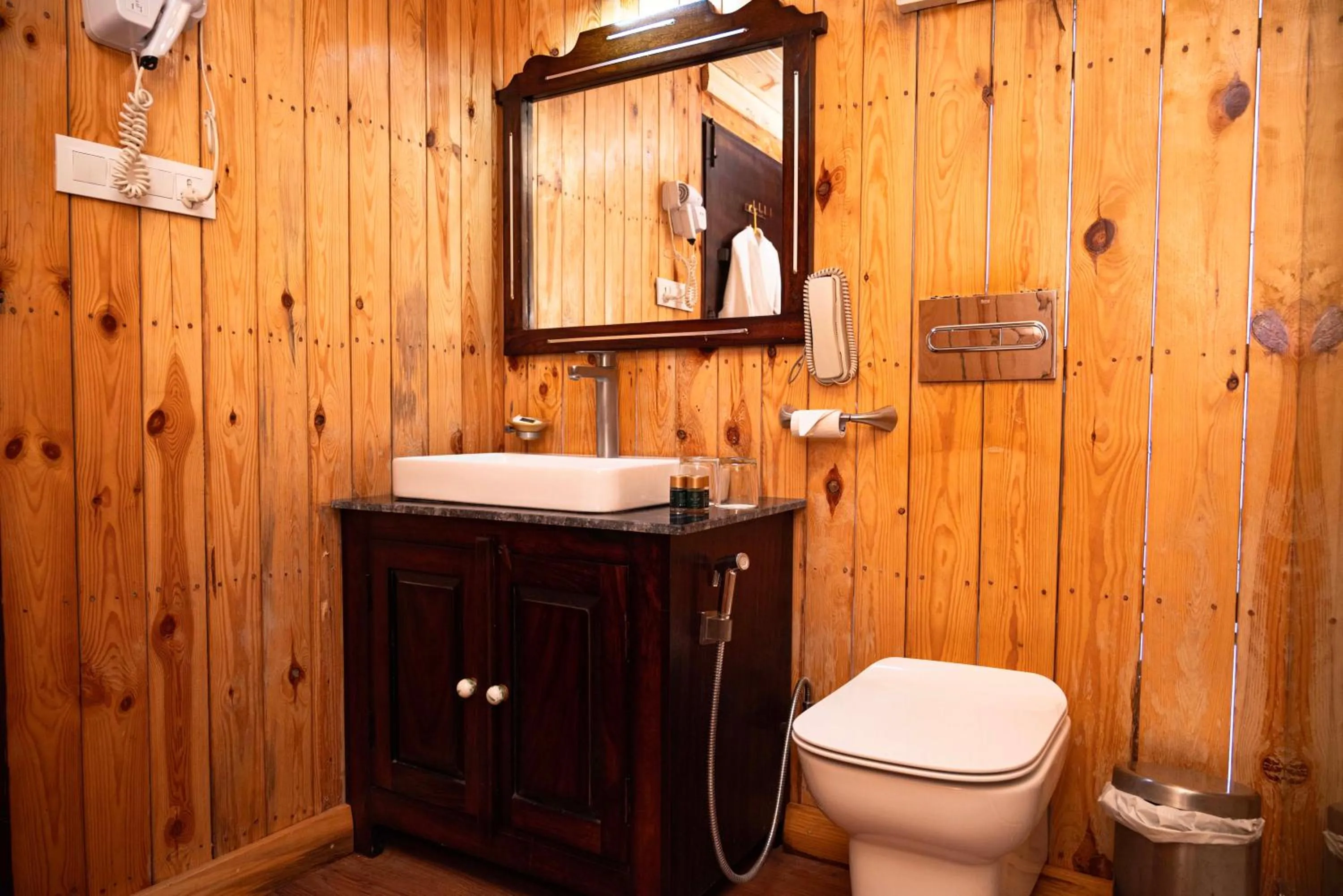 Bathroom in Om Vilas Benares, Varanasi