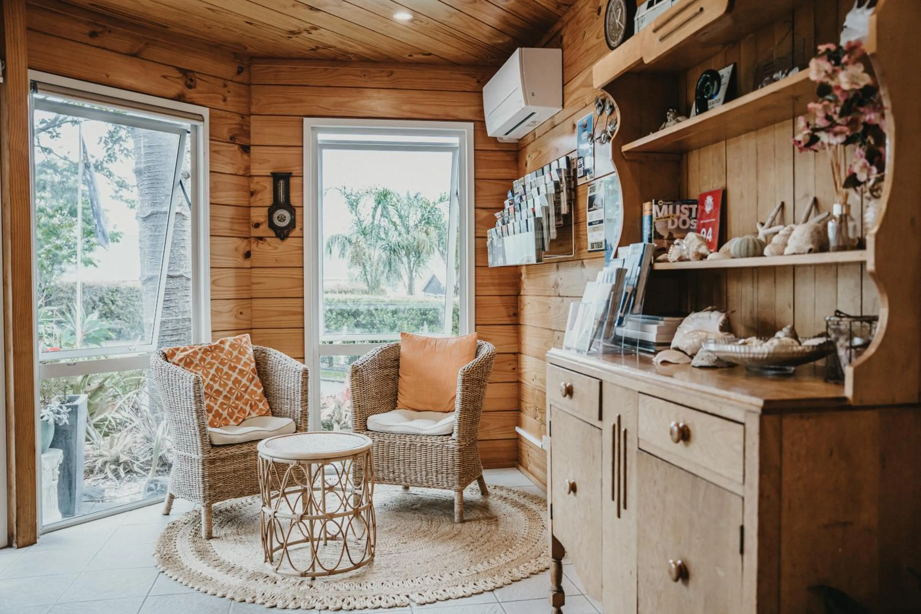 Lobby or reception in Tatahi Lodge Beach Resort