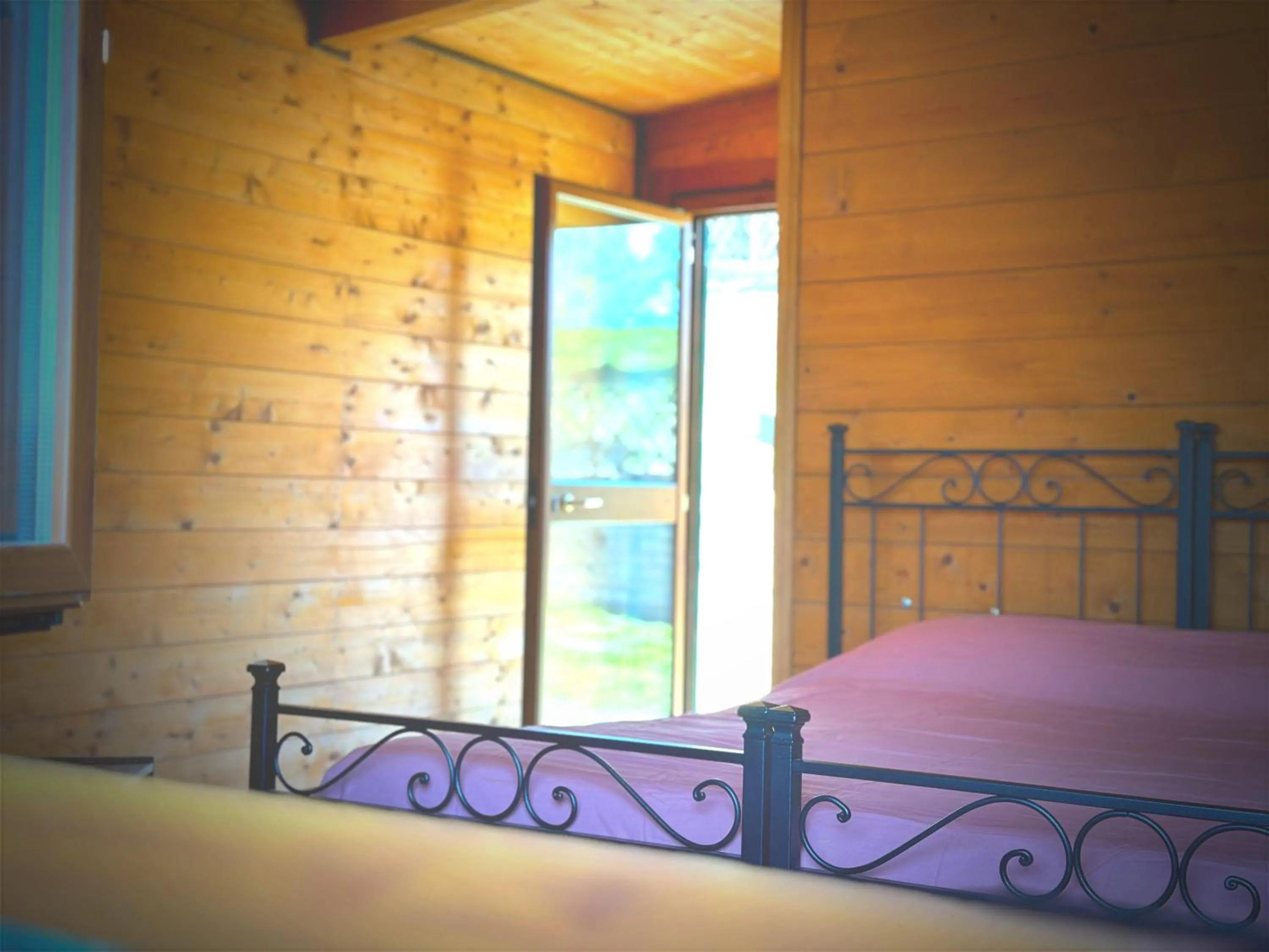 Bed in Night in the Wood Sorbo