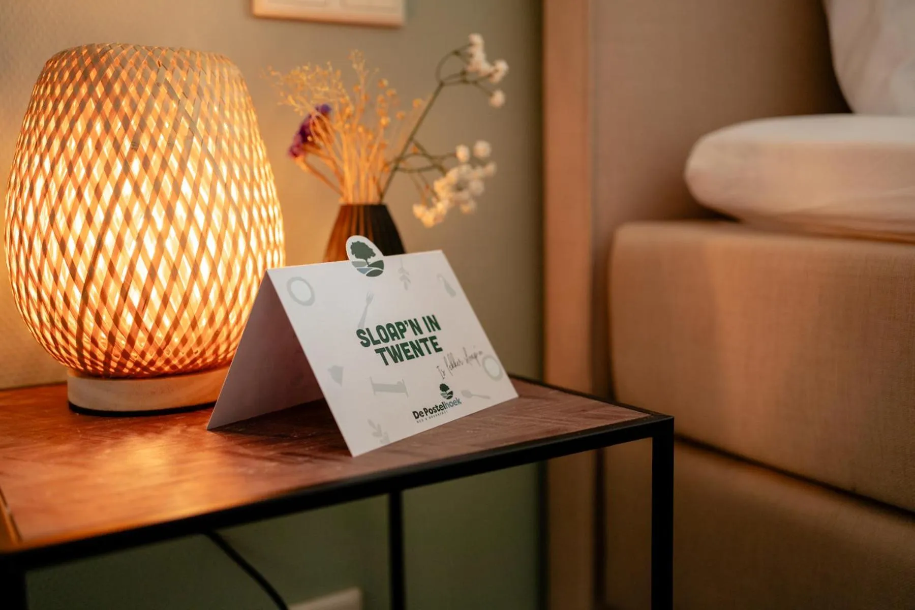 Logo/Certificate/Sign in De Postelhoek B&B