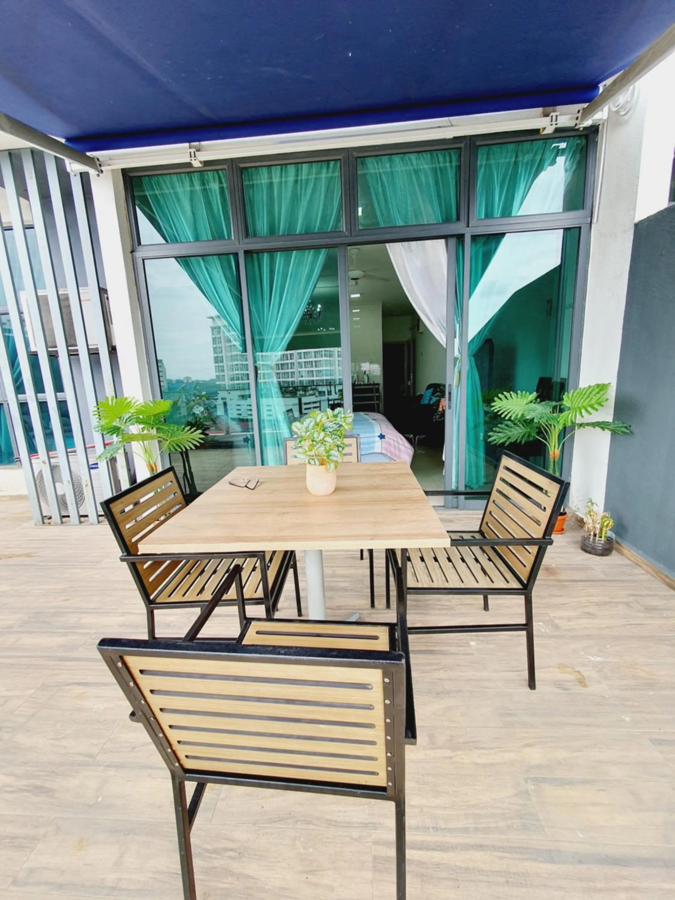 Vista Royal Homestay