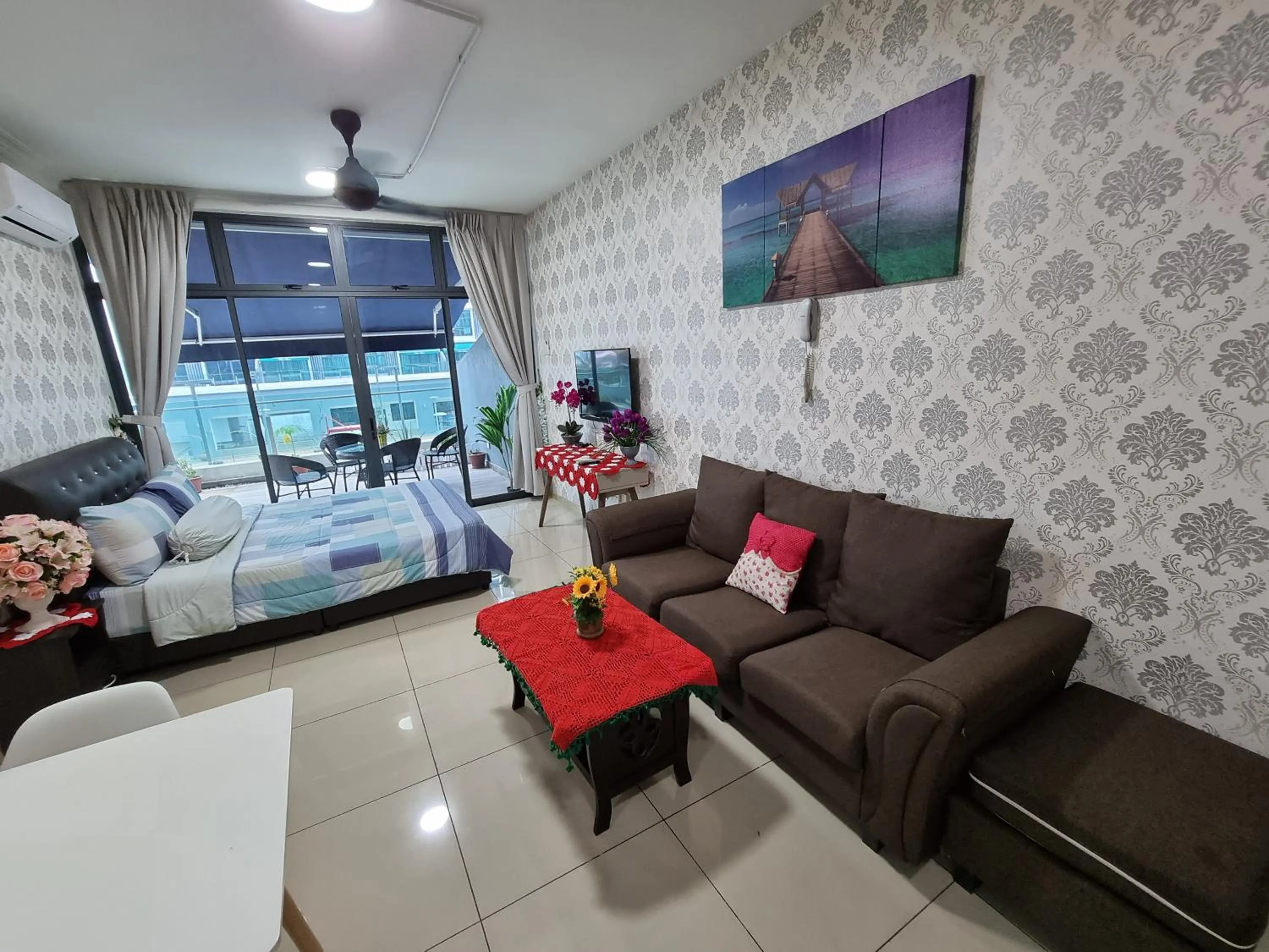 Vista Royal Homestay