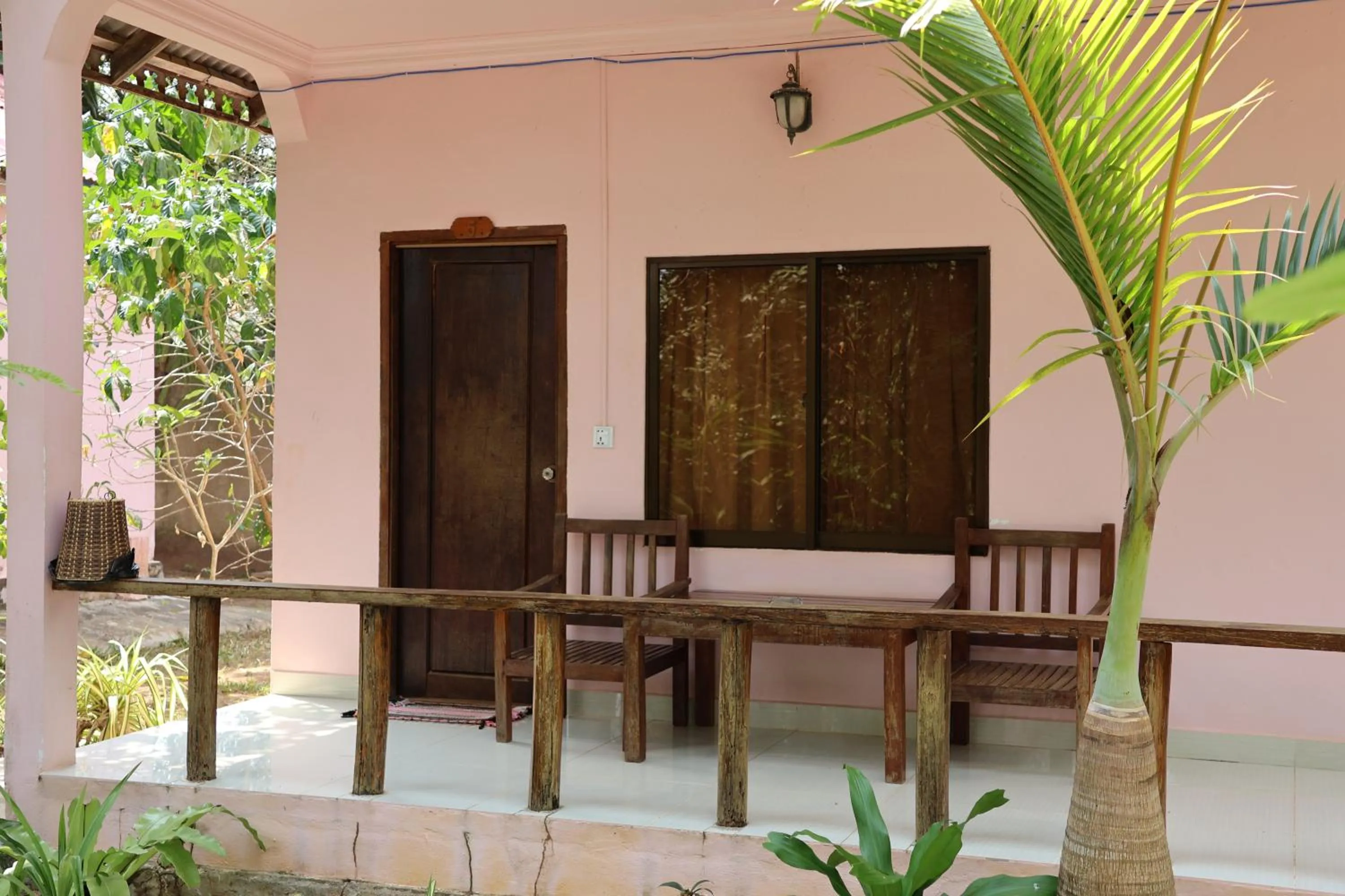 air conditioner in Bird of Paradise Bungalows