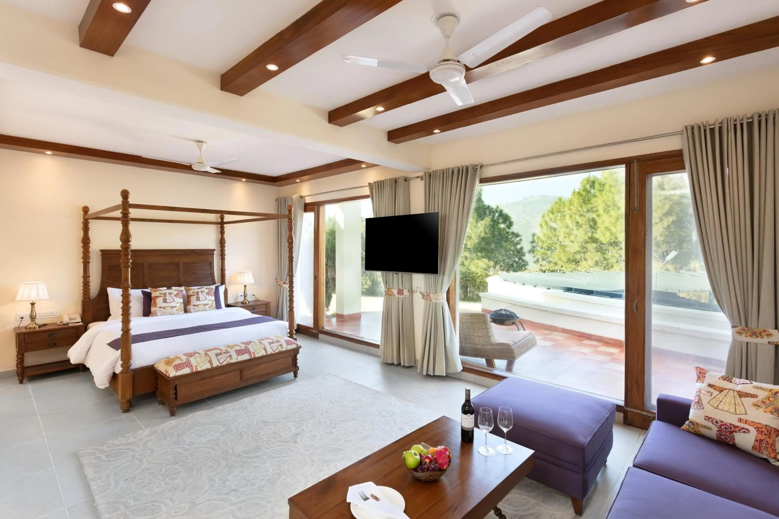 View (from property/room), Bed in Suryavilas Luxury Resort & Spa