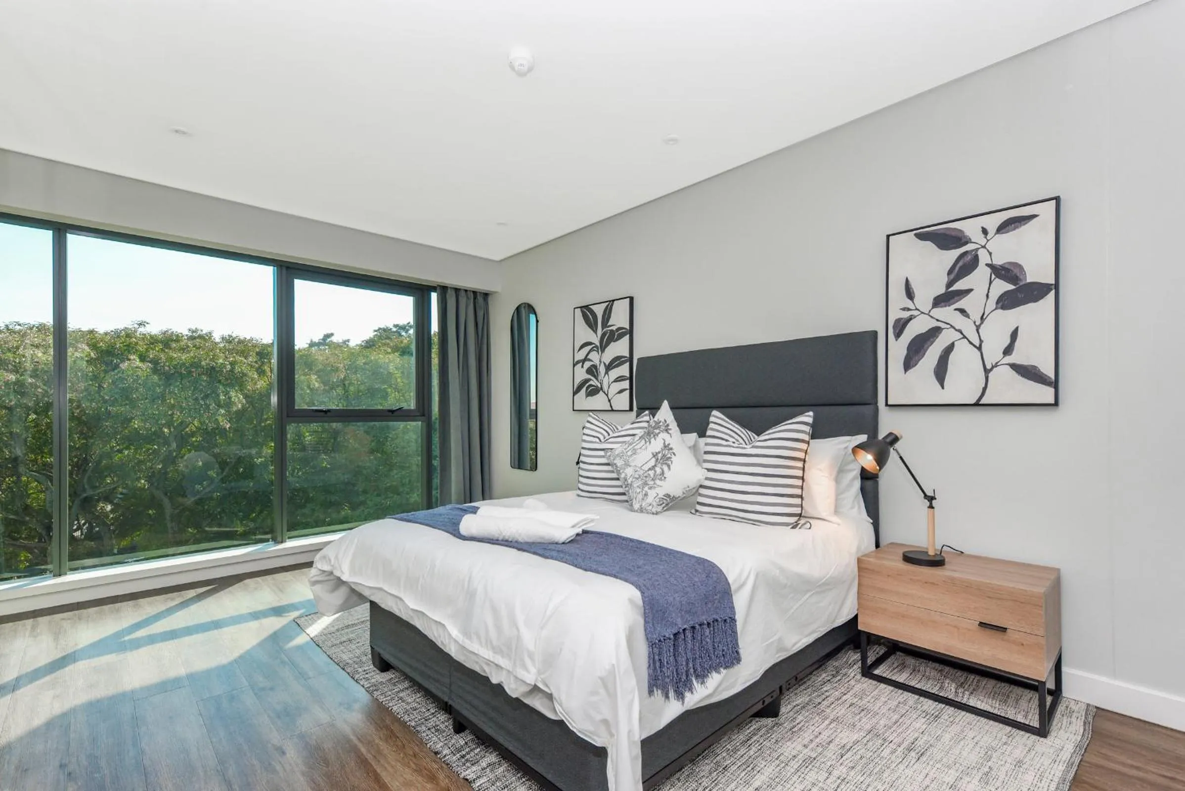 Bedroom, Bed in The Park Central Residence - WITH GENERATOR