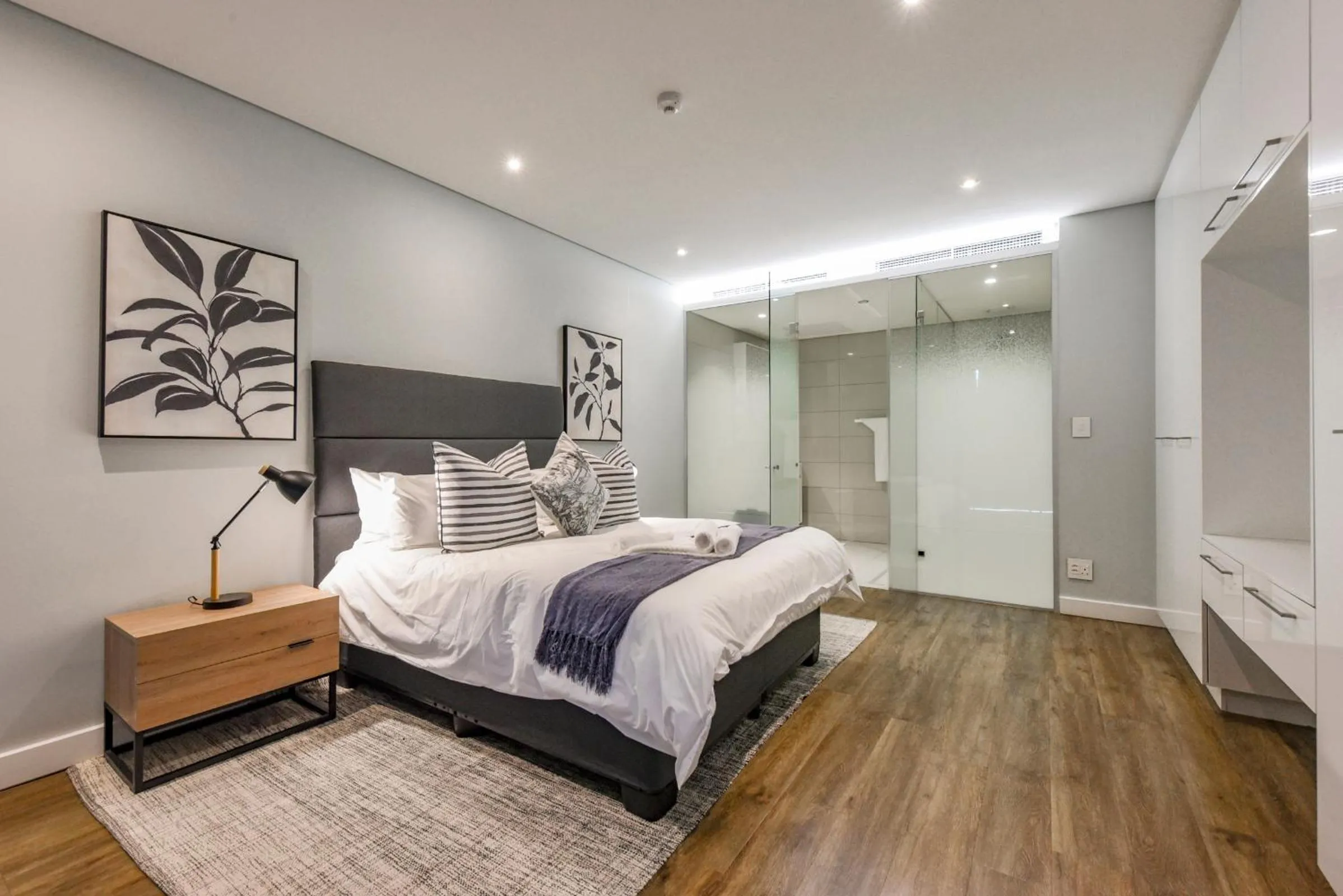 Bedroom, Bed in The Park Central Residence - WITH GENERATOR