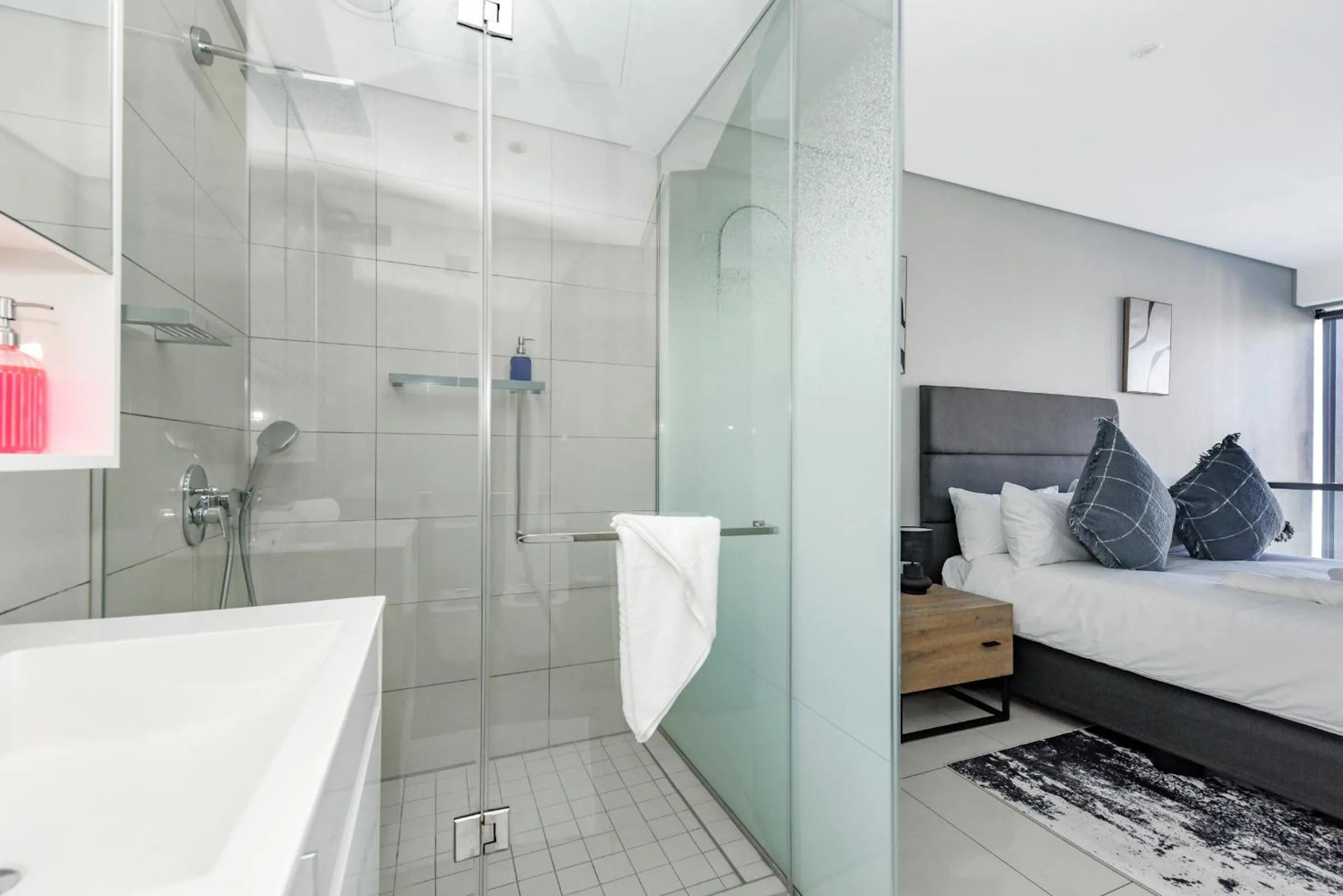 Bathroom, Bed in The Park Central Residence - WITH GENERATOR