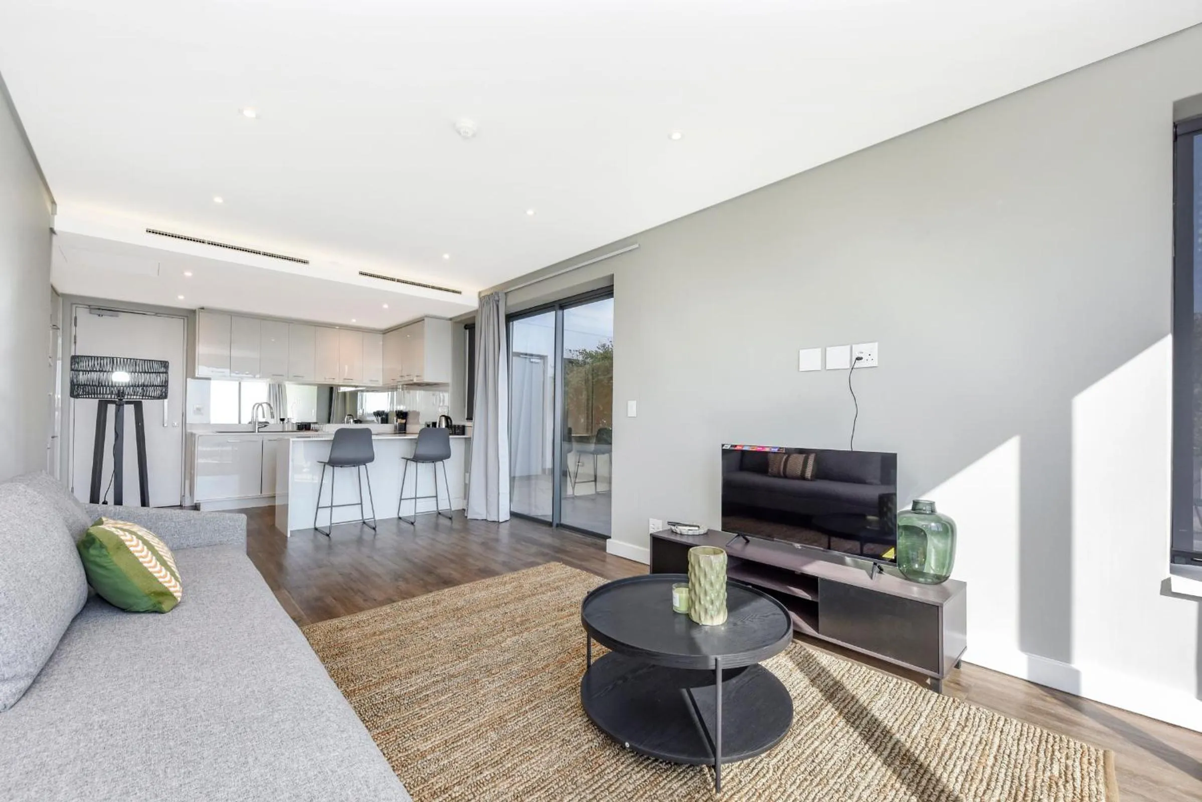 TV and multimedia in The Park Central Residence - WITH GENERATOR