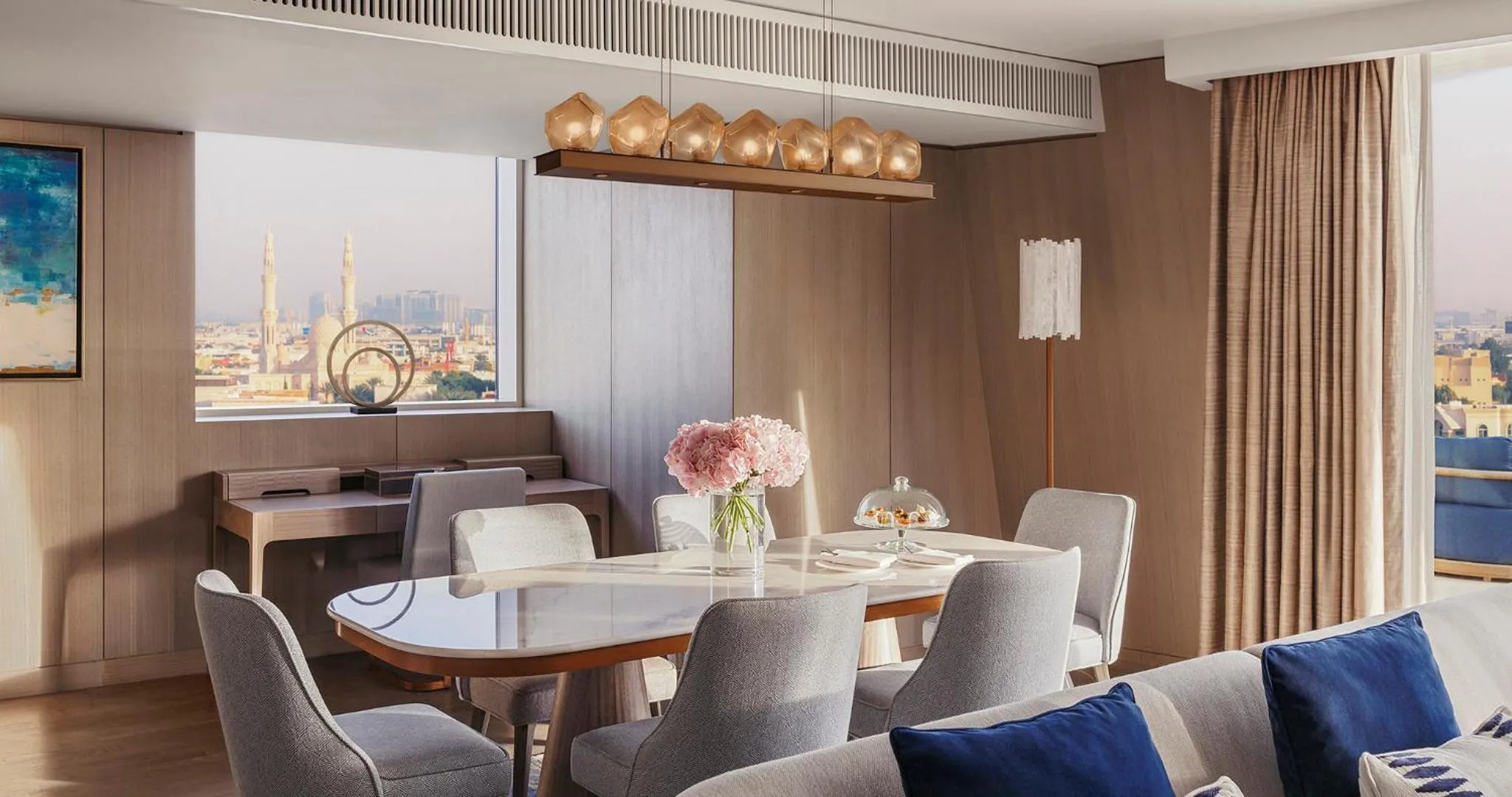 Dining area in Jumeirah Beach Hotel Dubai