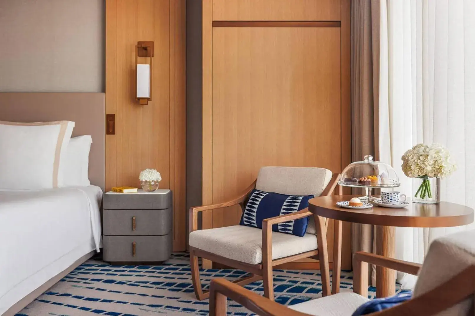 Ocean View Deluxe Room - includes Wild Wadi Waterpark™ and KiDS Club access in Jumeirah Beach Hotel Dubai Ocean View Deluxe Room - includes Wild Wadi Waterpark™ and KiDS Club access in Jumeirah Beach Hotel Dubai