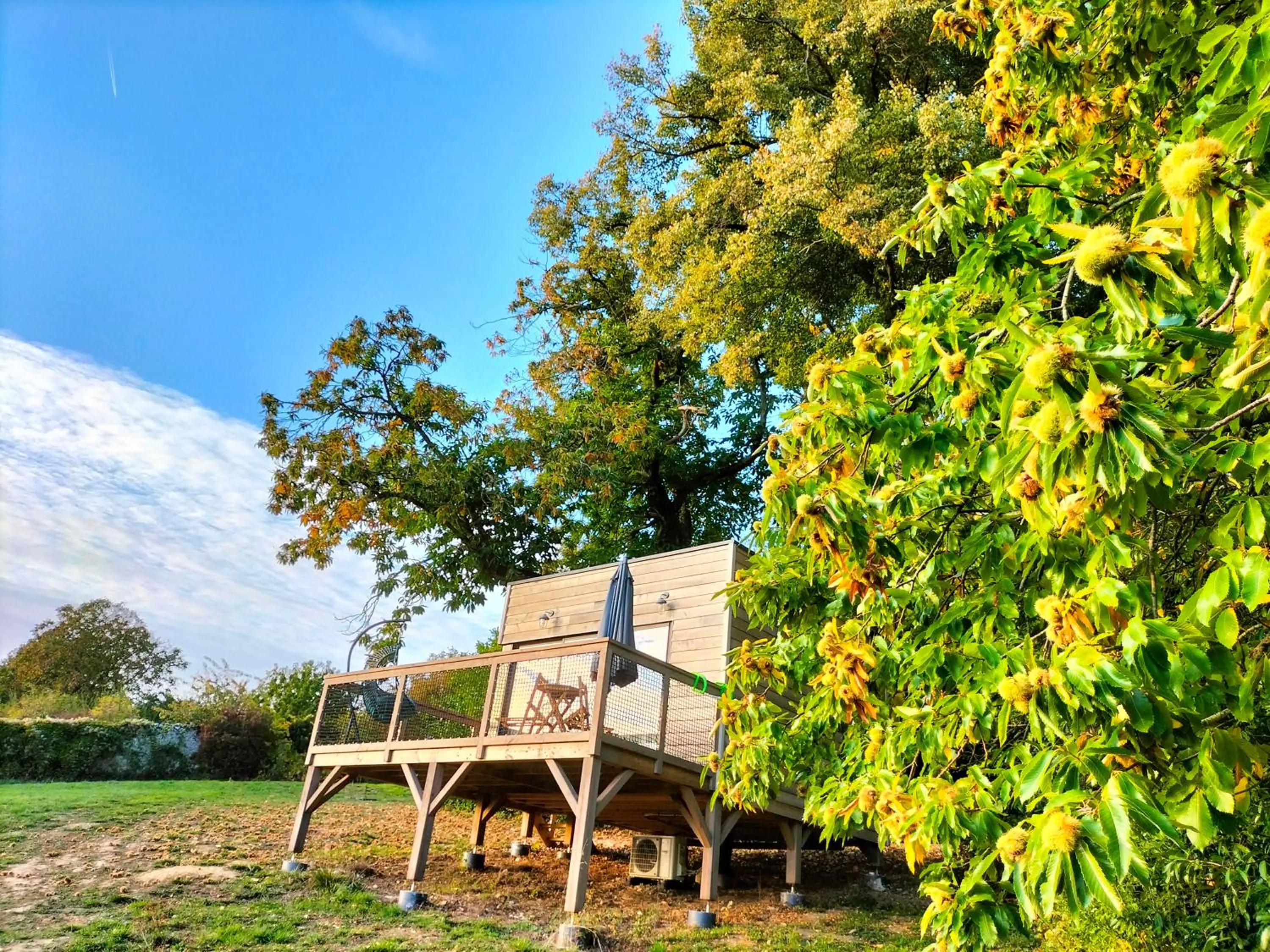 Property building in Demeure de la Garenne