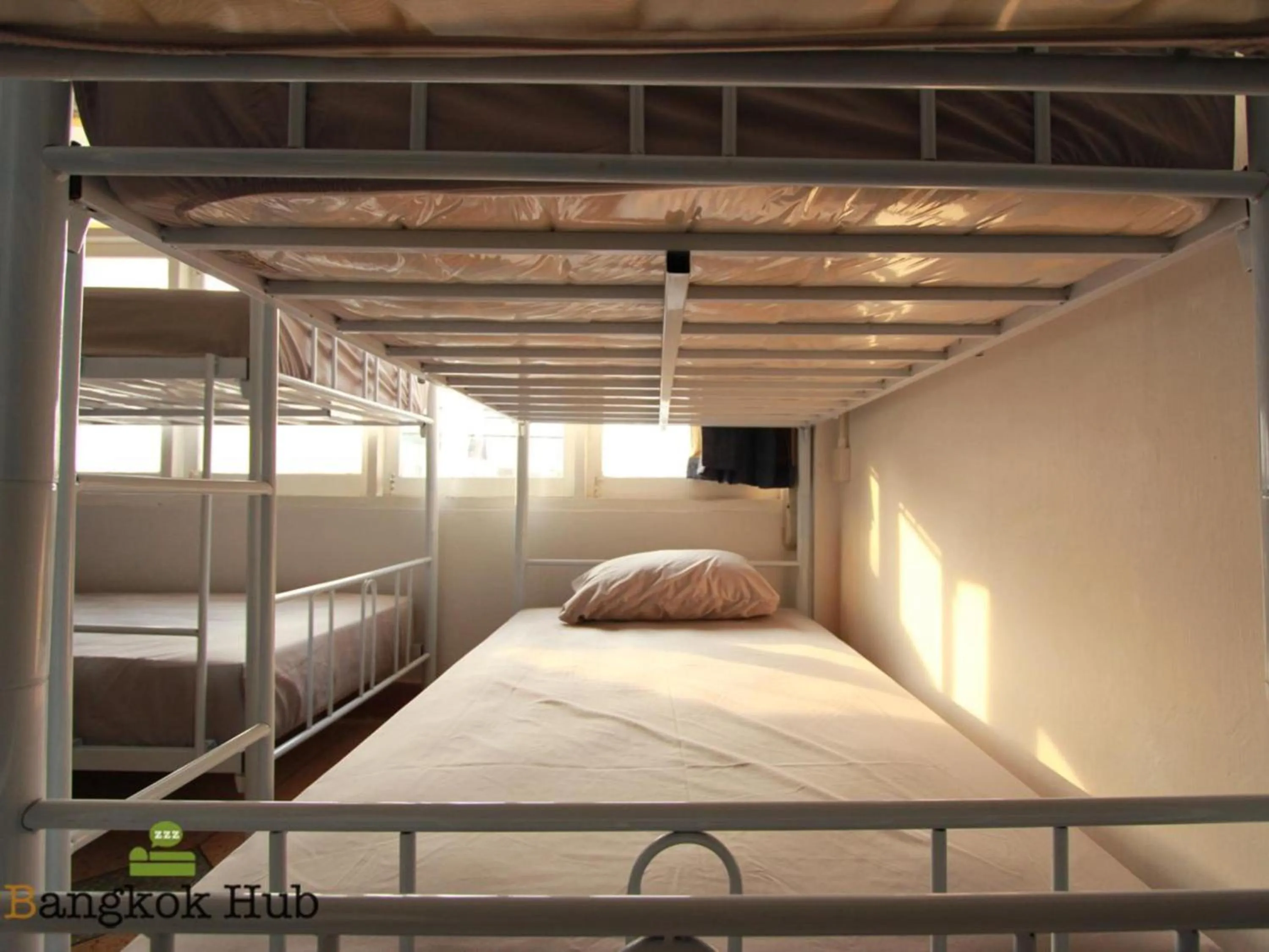 Bedroom, Bed in Bangkok Hub Hostel