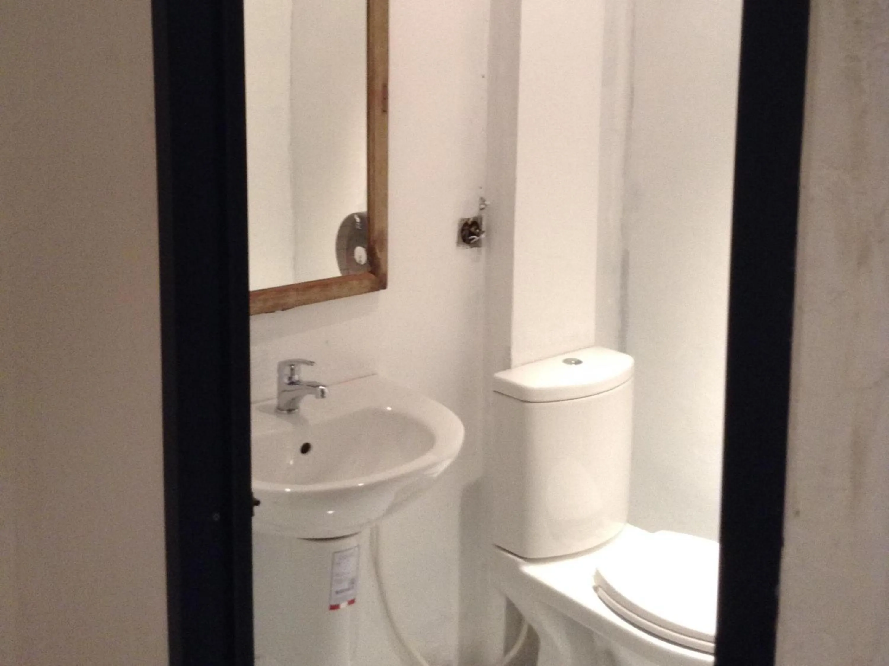 Bathroom in Bangkok Hub Hostel