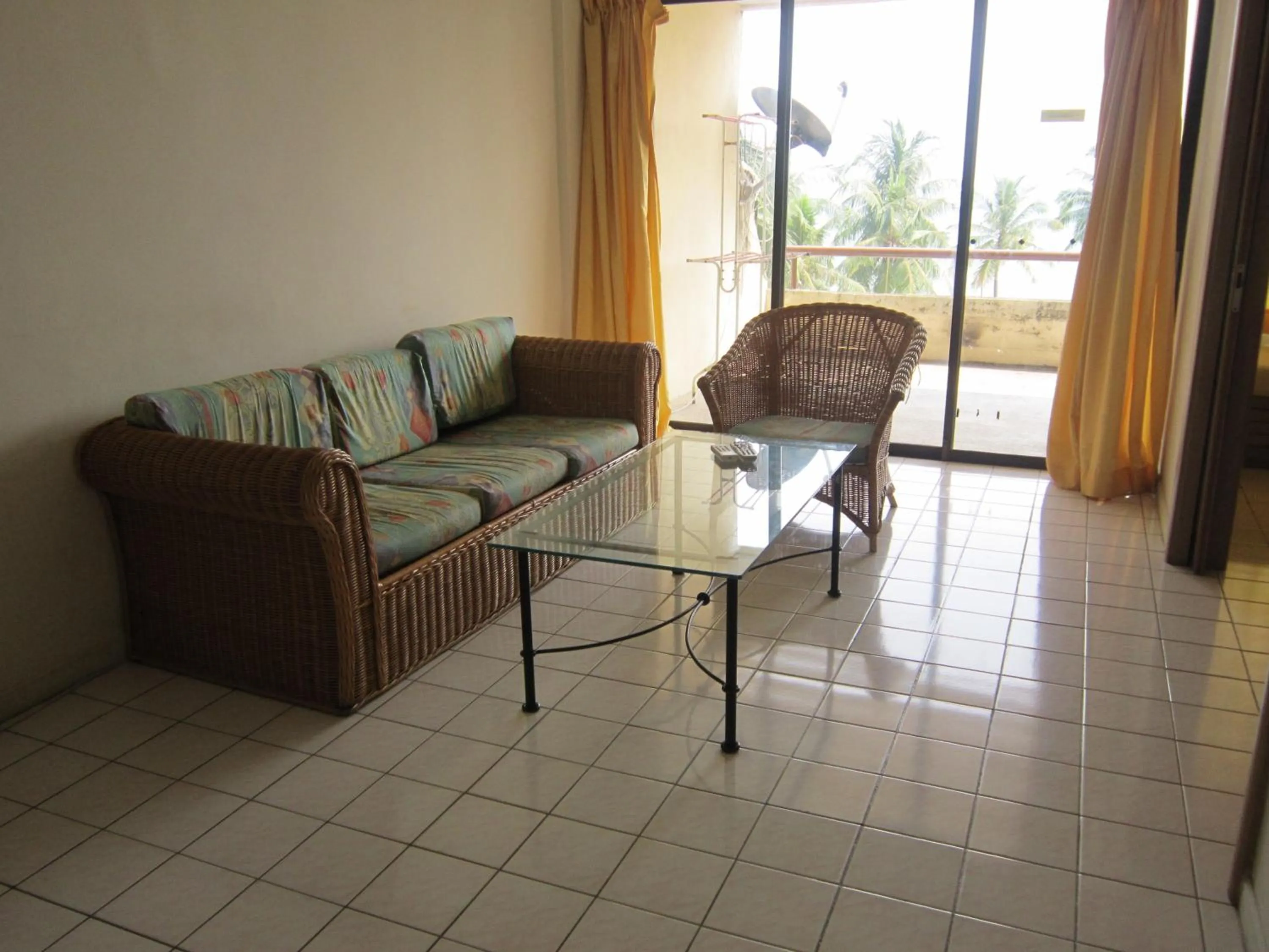 Balcony/Terrace in Paradise Lagoon Apartment