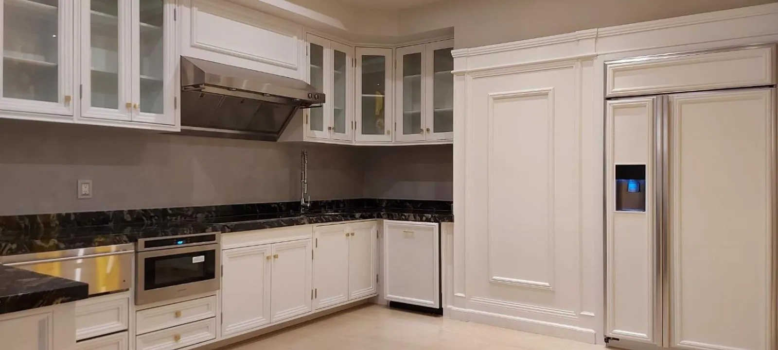 Kitchen or kitchenette in HOTEL & SPA MANSION SOLIS by HOTSSON