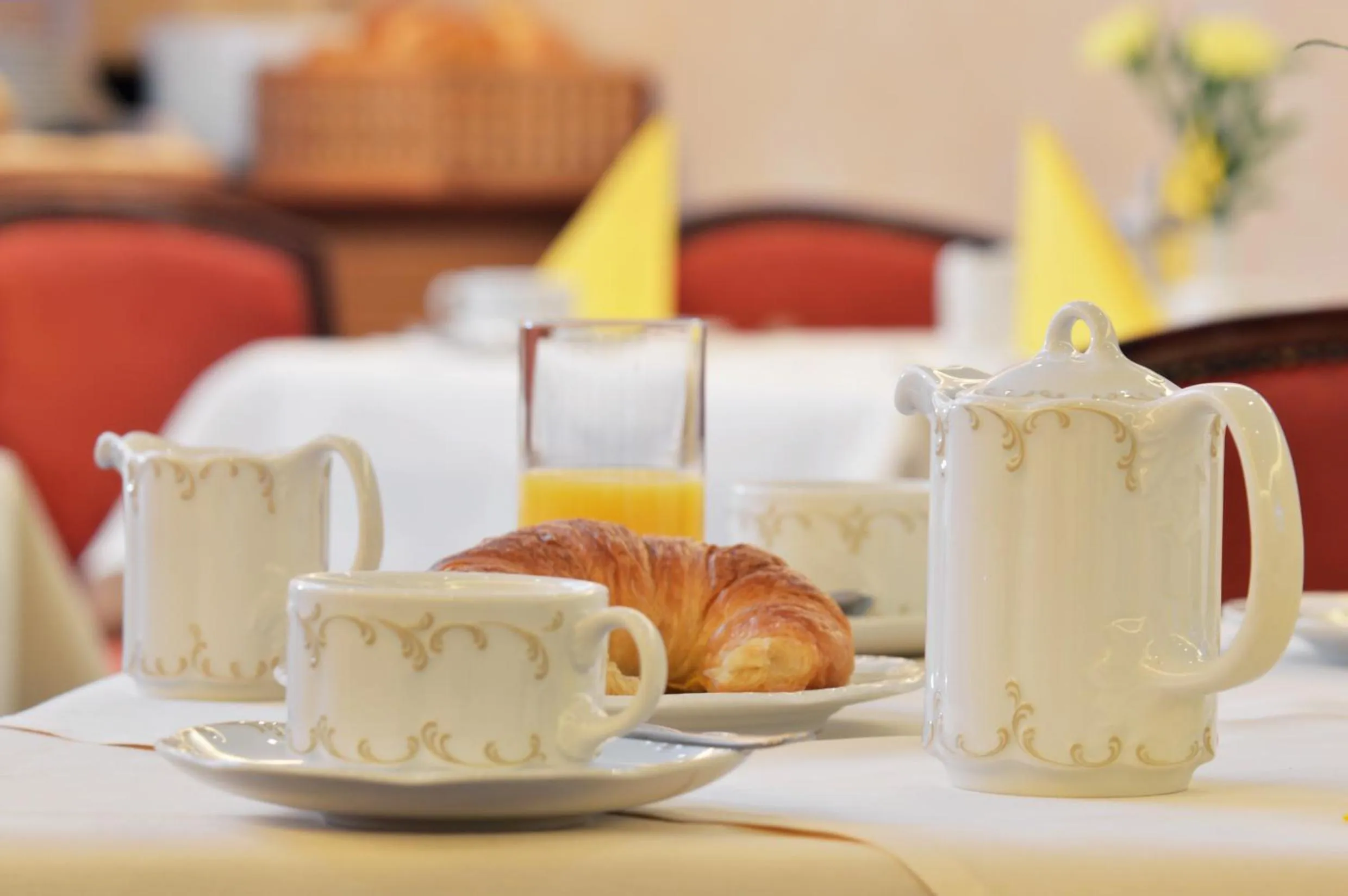 Breakfast in Hotel Ludwig Superior