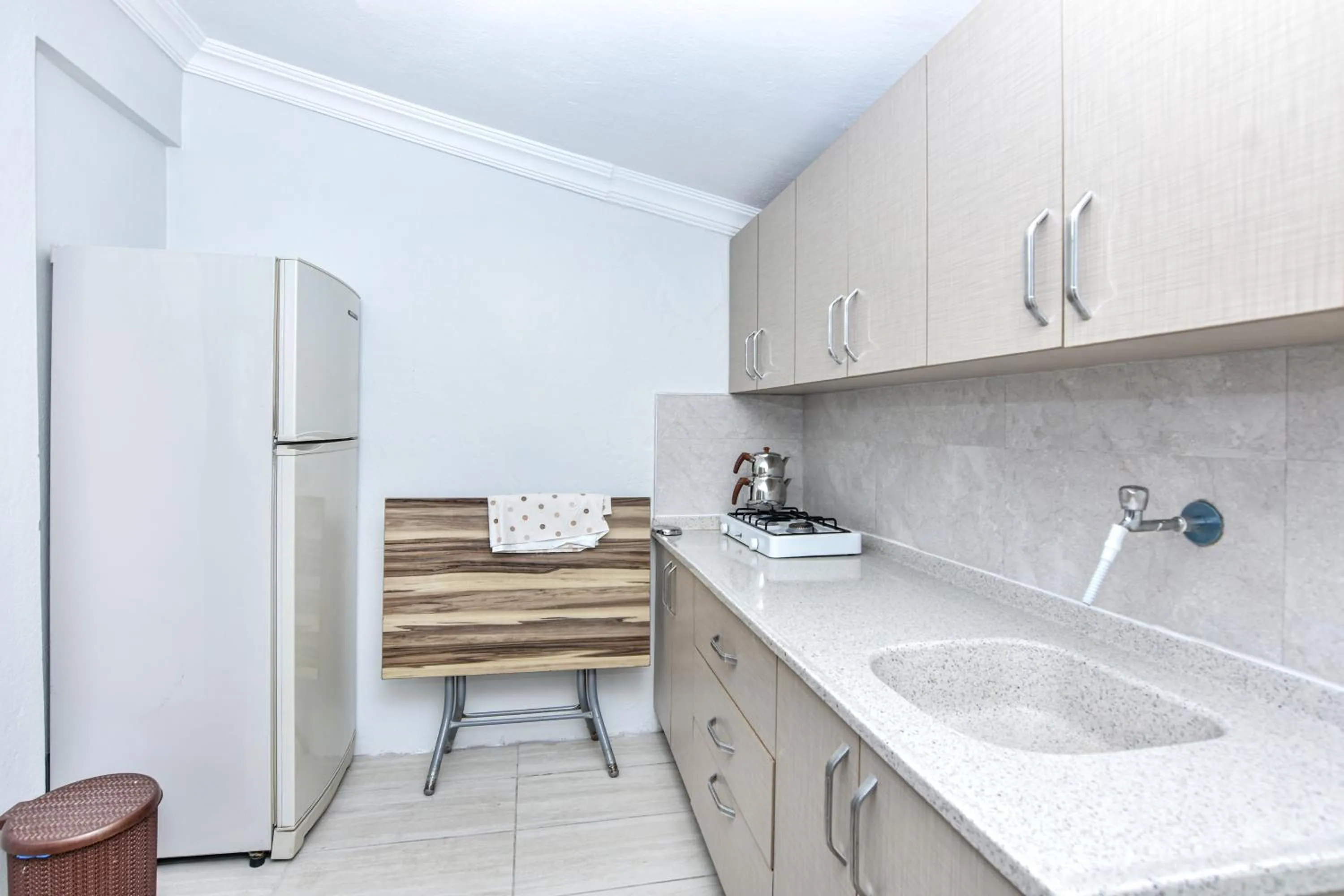 Kitchen or kitchenette in Yade Apart Pension