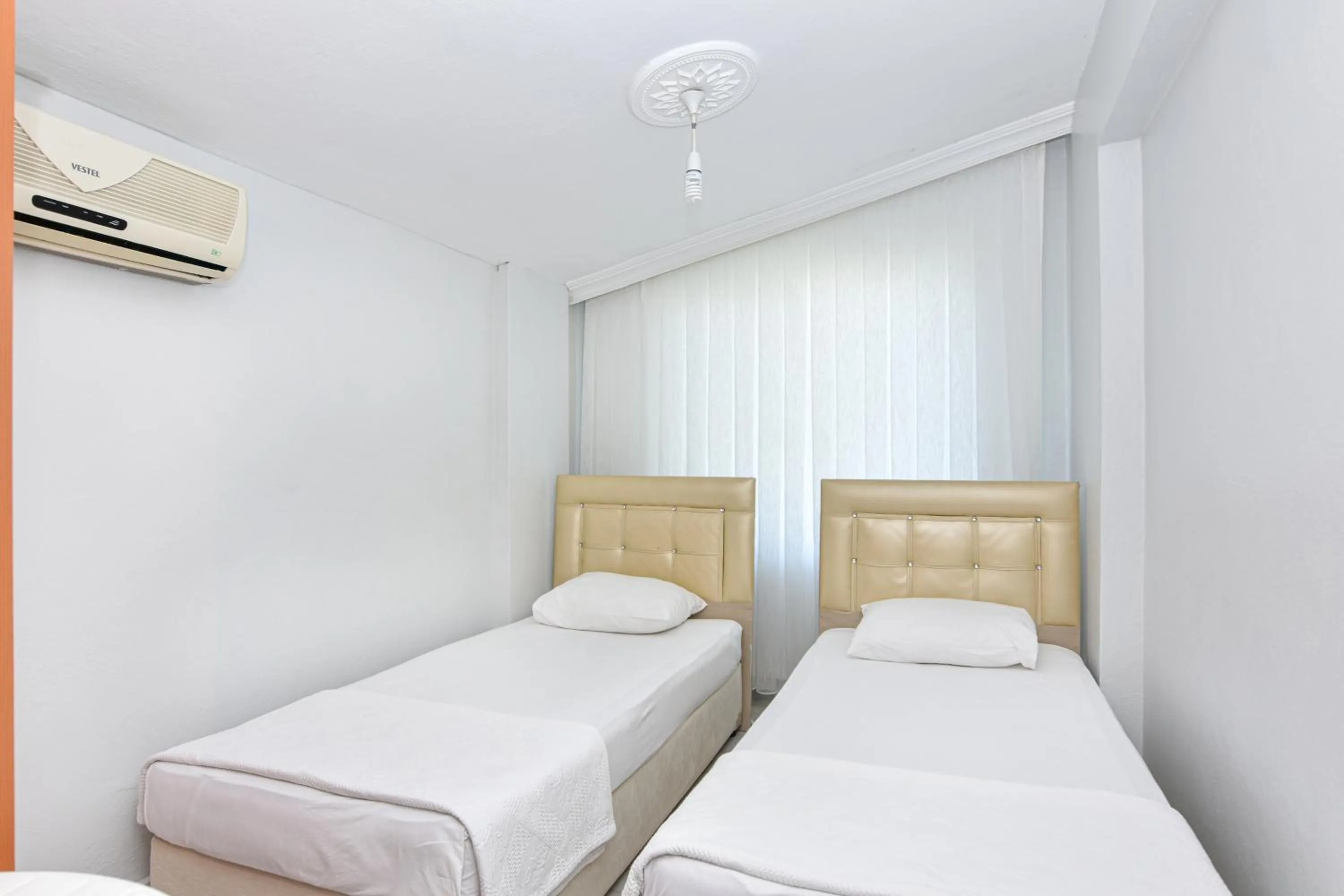 Bedroom, Bed in Yade Apart Pension