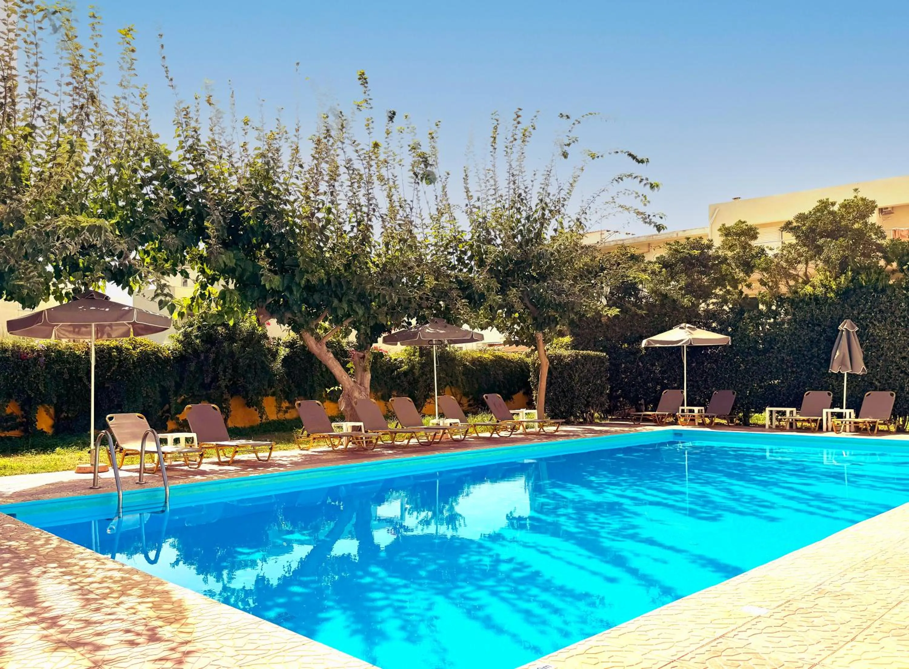 Garden in Domenica Apartments