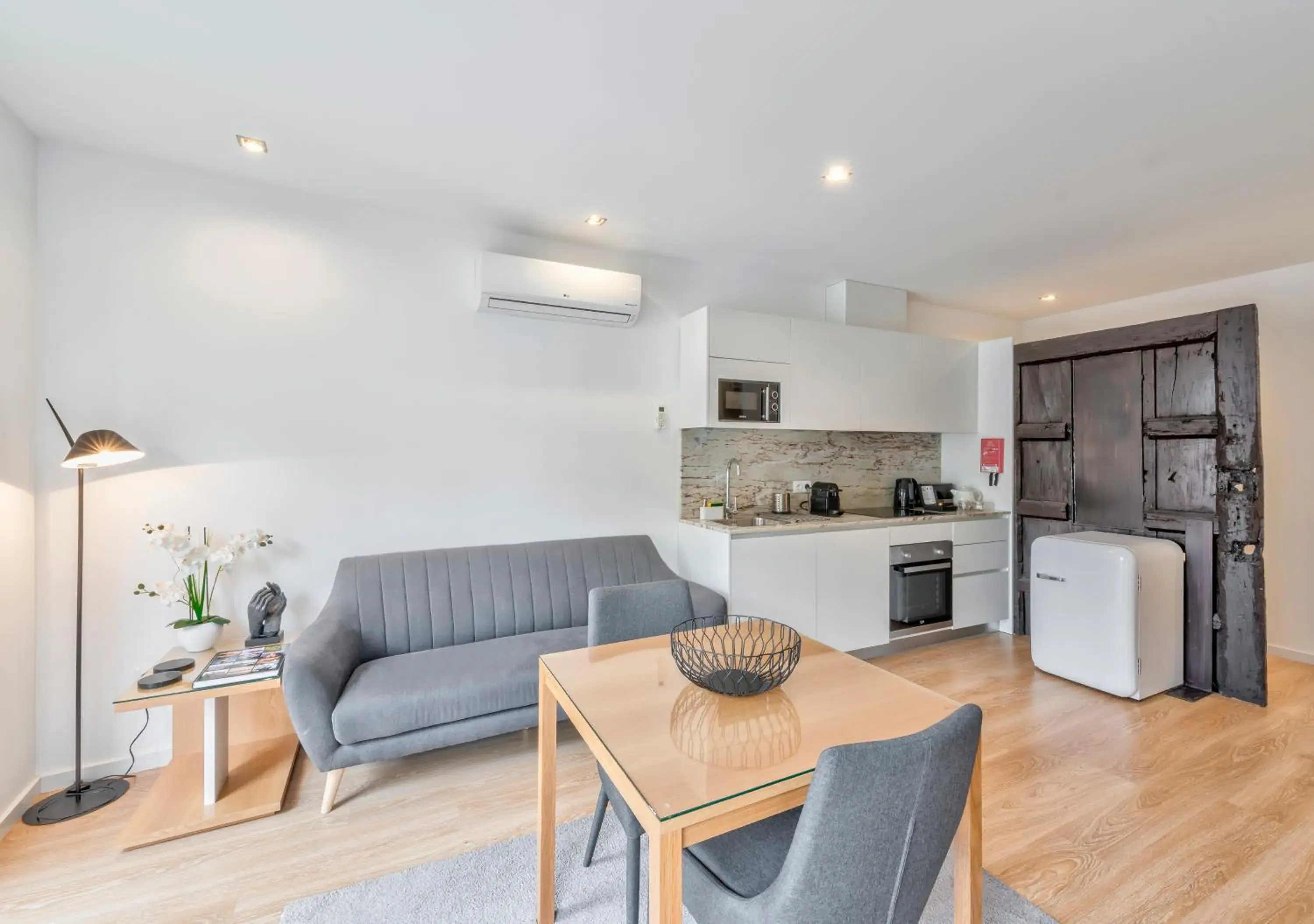 Deluxe Apartment in Oporto Comfort Dom Hugo - Historic Apartments Deluxe Apartment in Oporto Comfort Dom Hugo - Historic Apartments