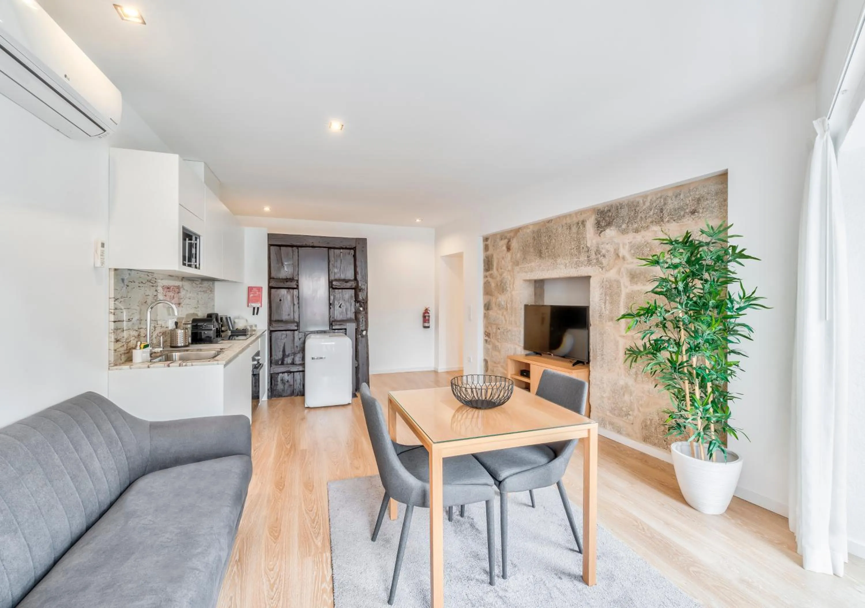 Living room in Oporto Comfort Dom Hugo - Historic Apartments