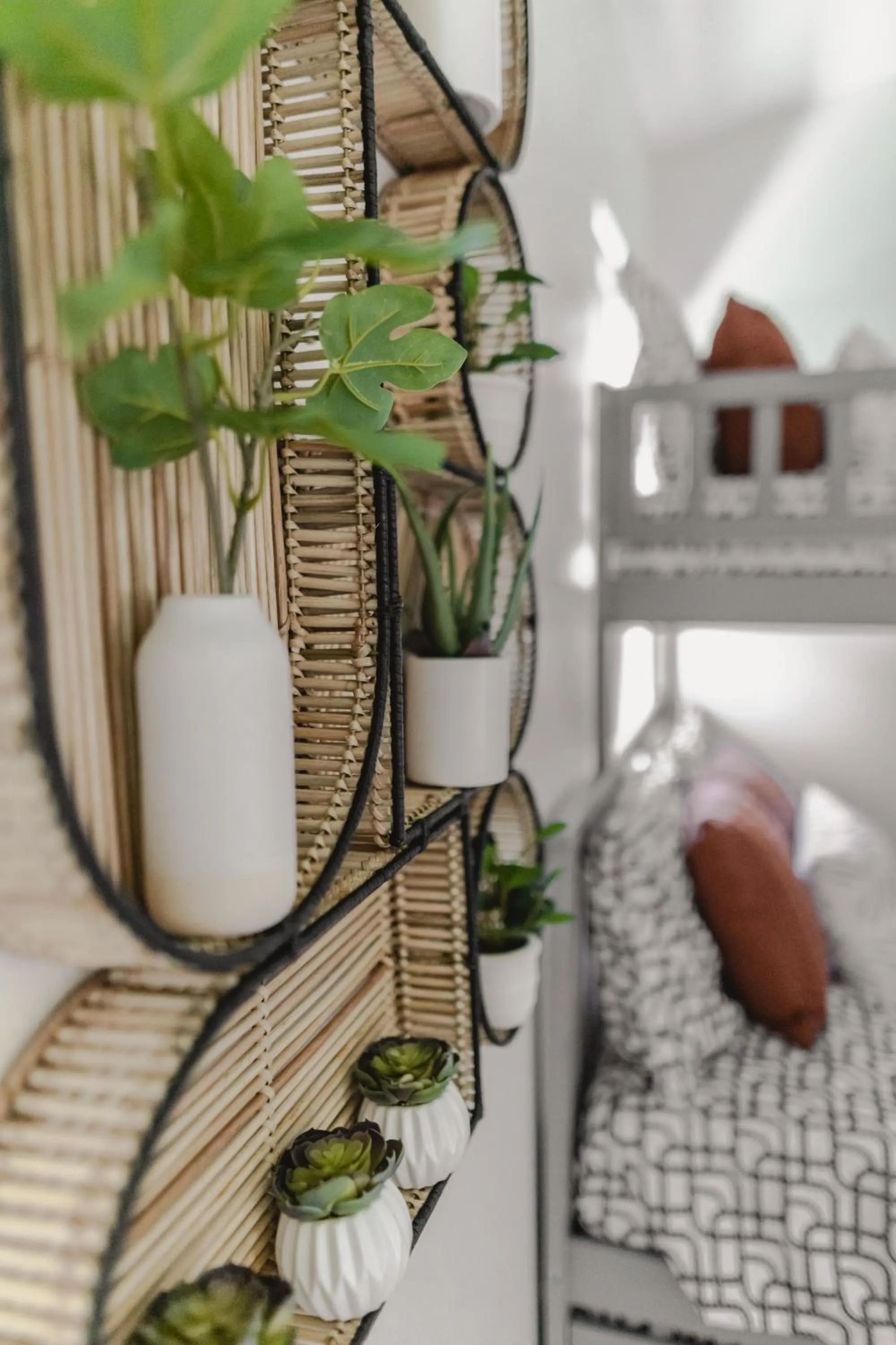 Bed in PRESIDENTIAL SUITE MOUNTAIN/LAKE VIEWS w/HEATED POOLS- PGA WEST