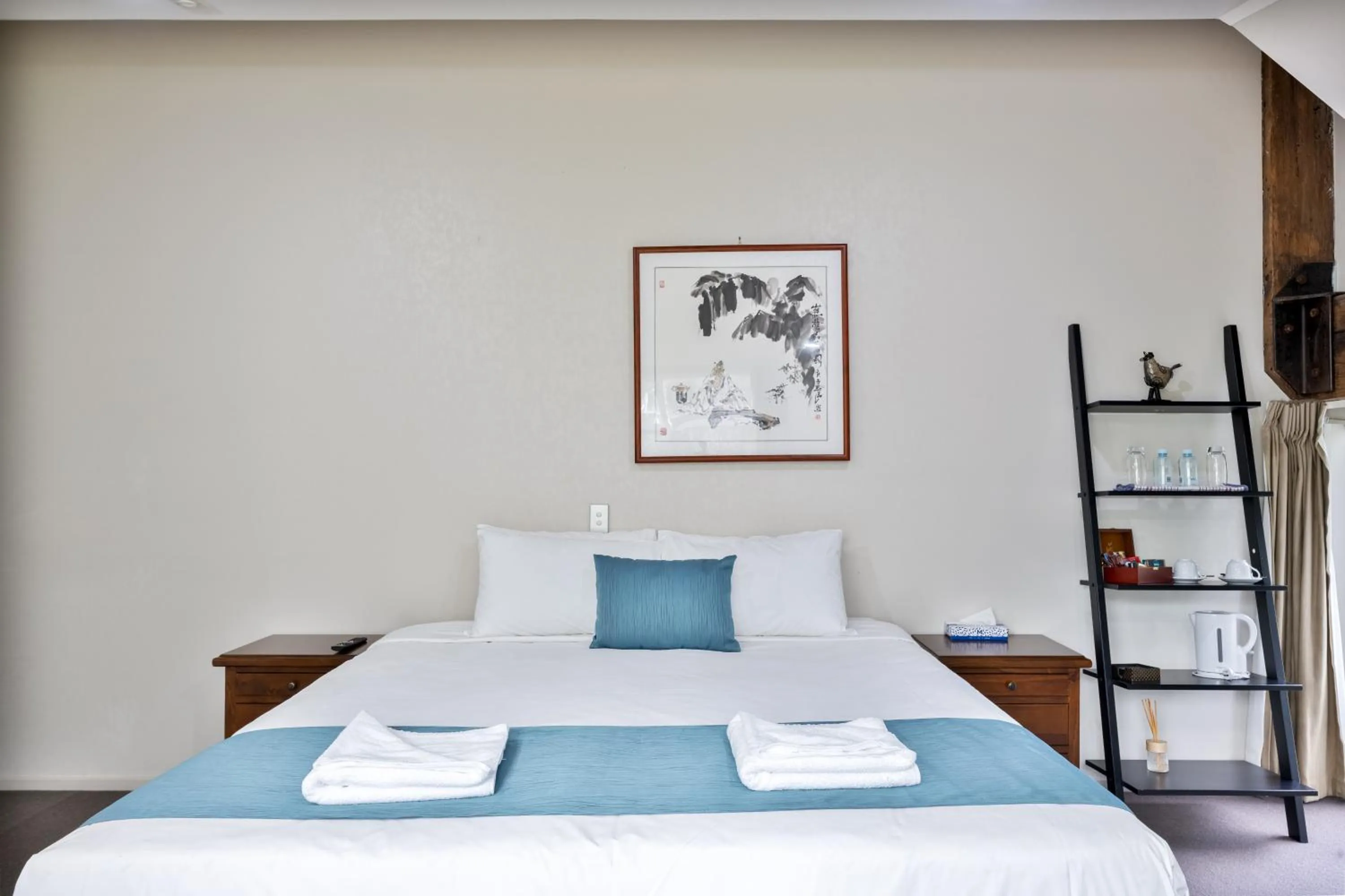 Bed in Northridge Golf Resort