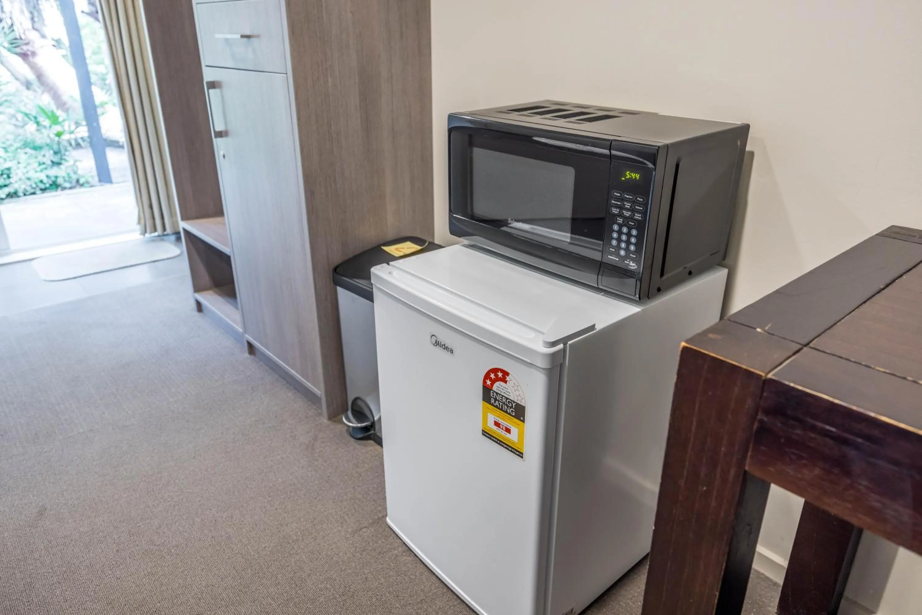 microwave in Northridge Golf Resort