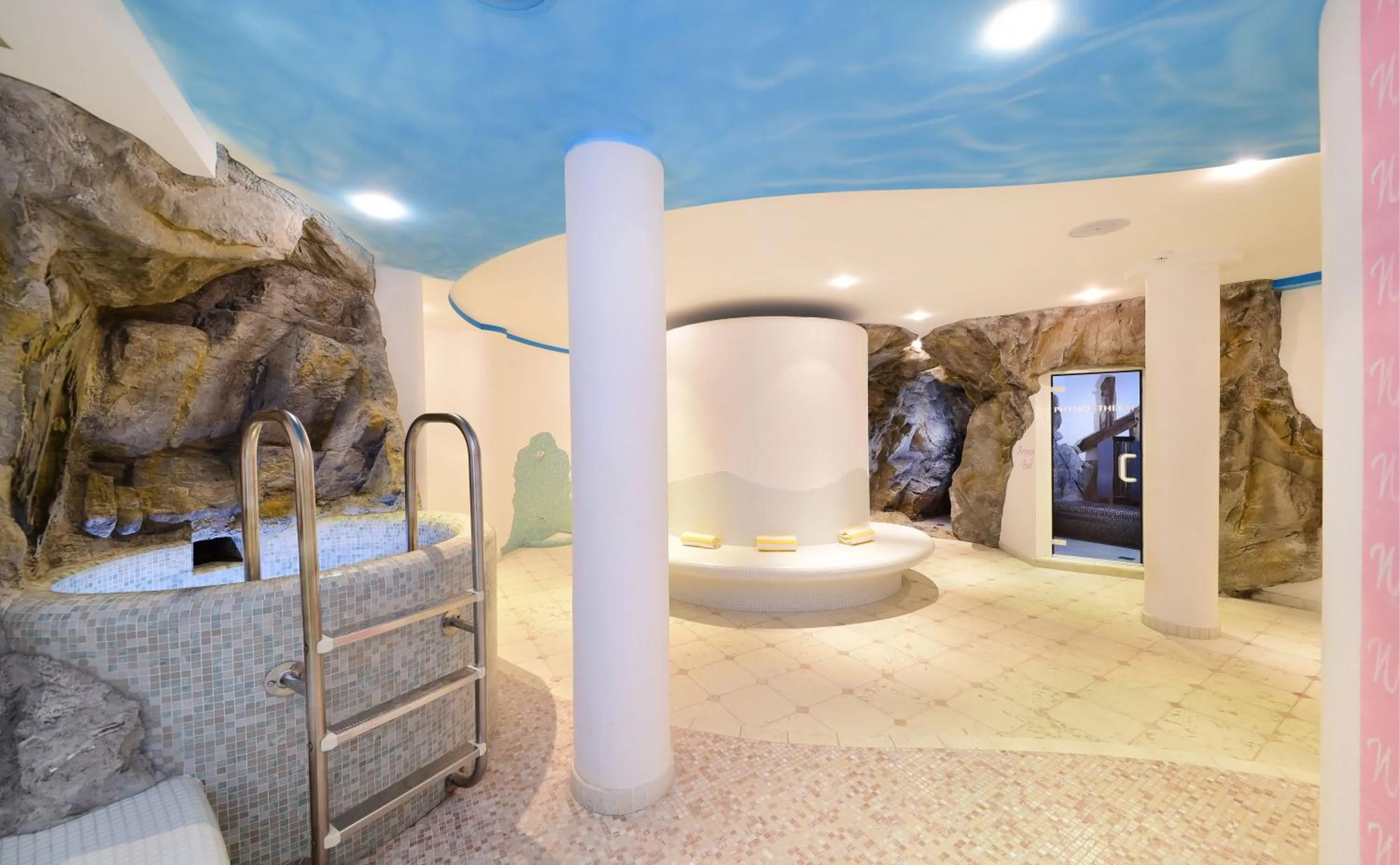 Sauna in MONTARA living mountain air