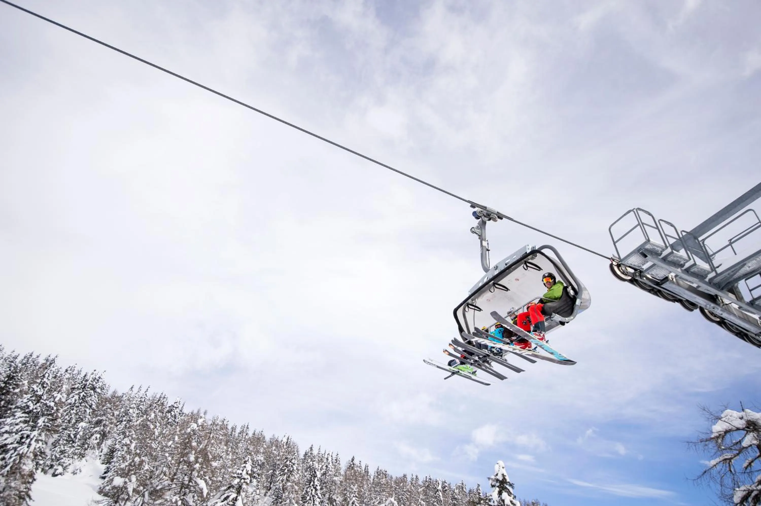 Winter in MONTARA living mountain air