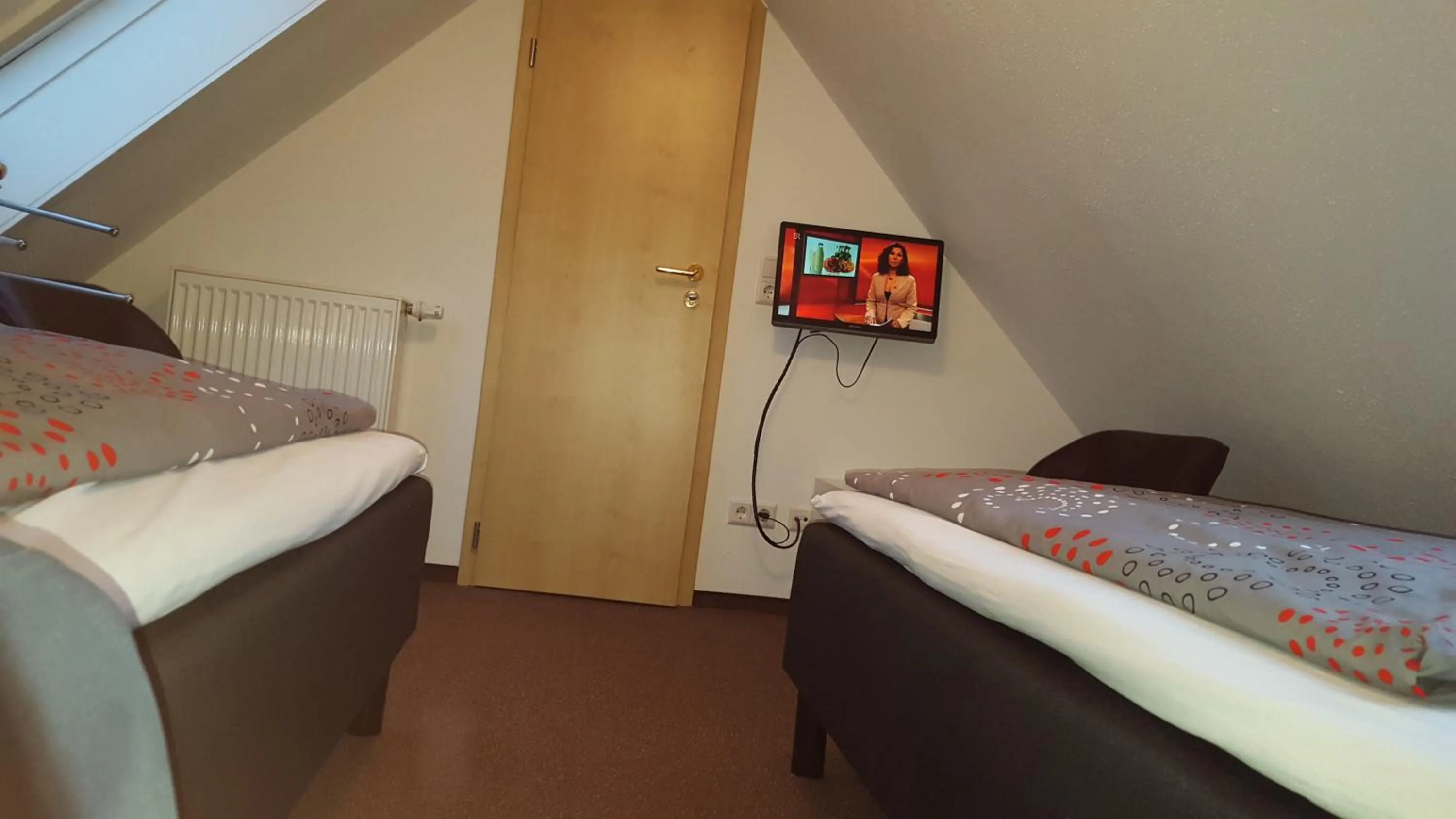 Photo of the whole room, Bed in Ankes Wohlfühlpension