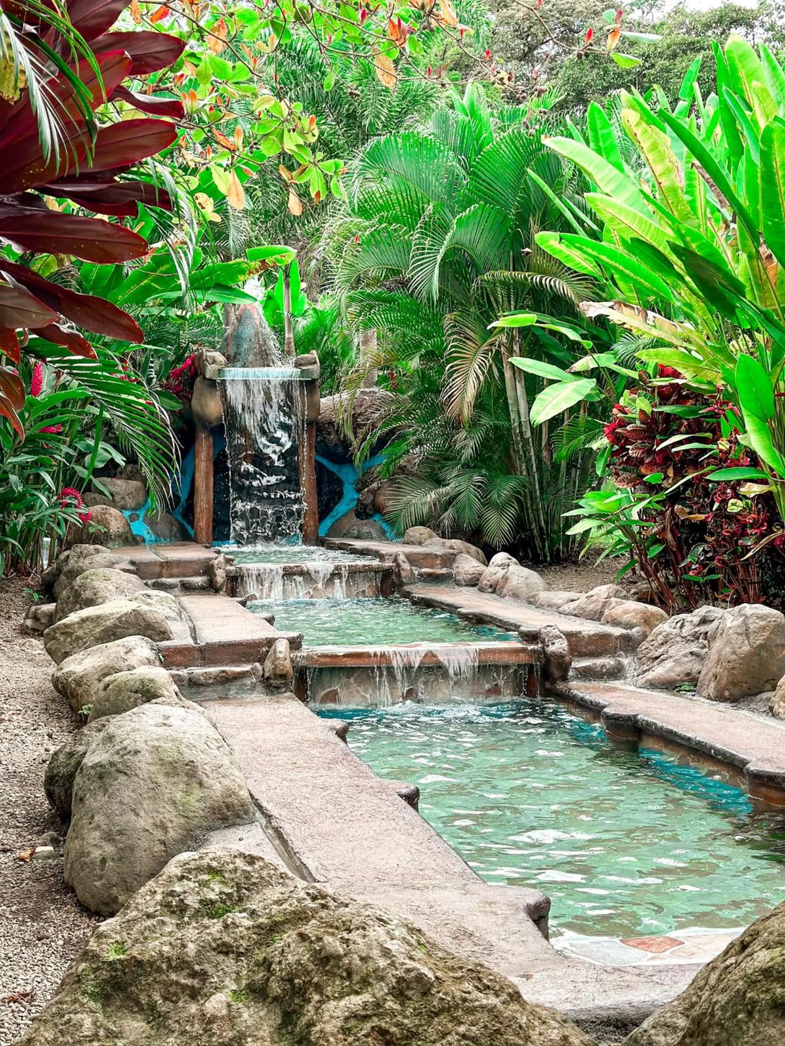 Swimming pool in Cabañas Río Escondido en La Fortuna