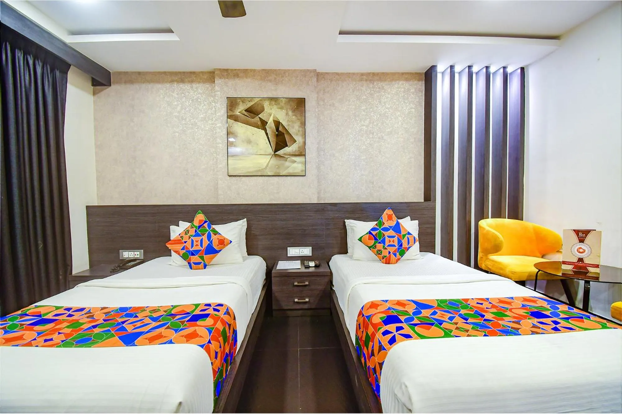 Bed in FabHotel Prime Kzar Corporate Budget Stay Near Park Street