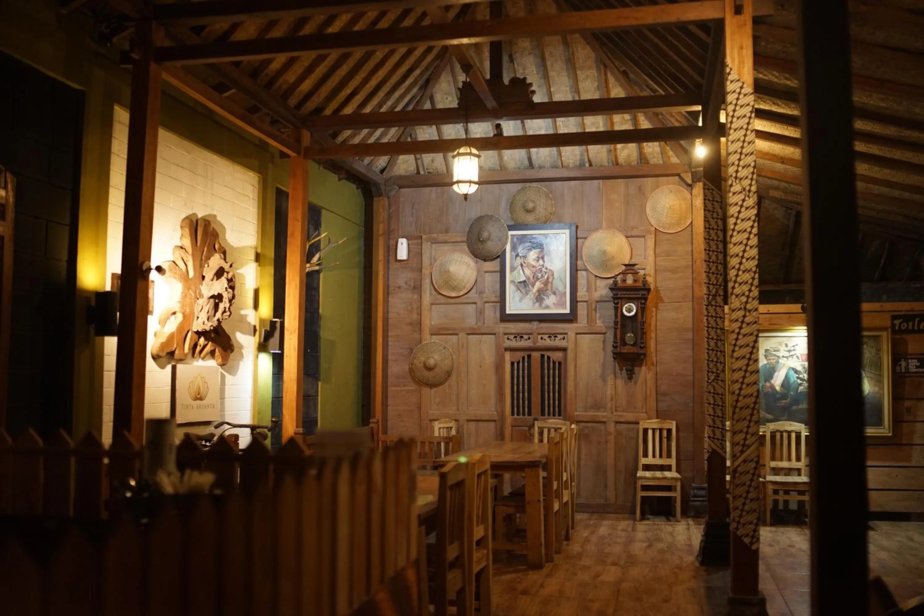 Tirta Arsanta Hot Springs & Villa