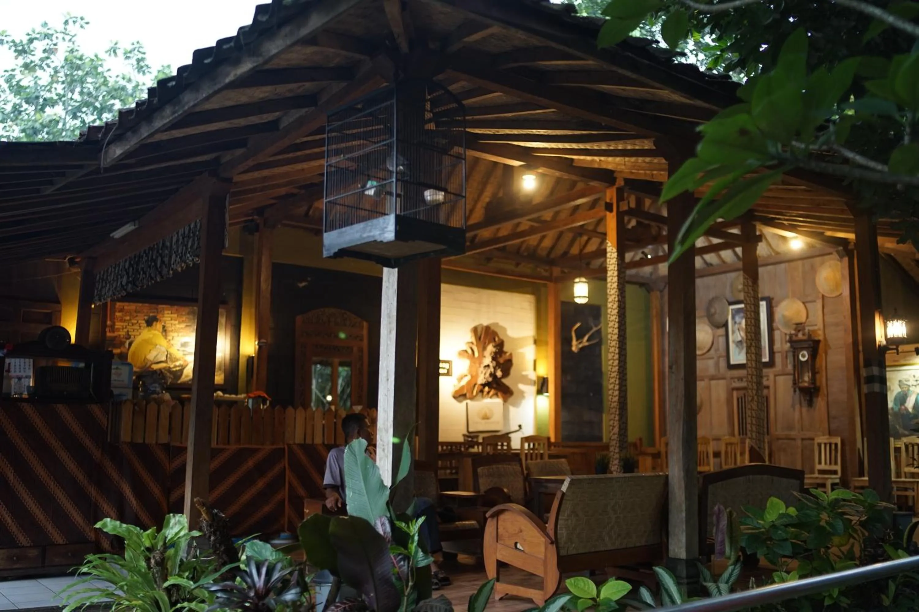 Tirta Arsanta Hot Springs & Villa