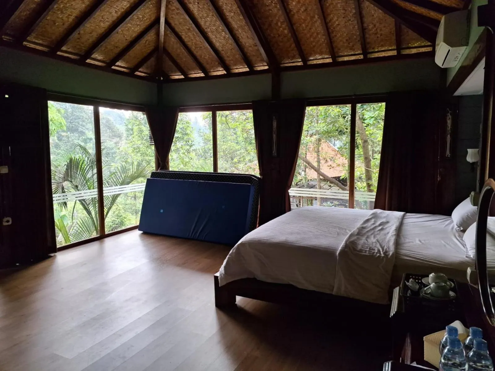 Bedroom, Bed in Tirta Arsanta Hot Springs & Villa