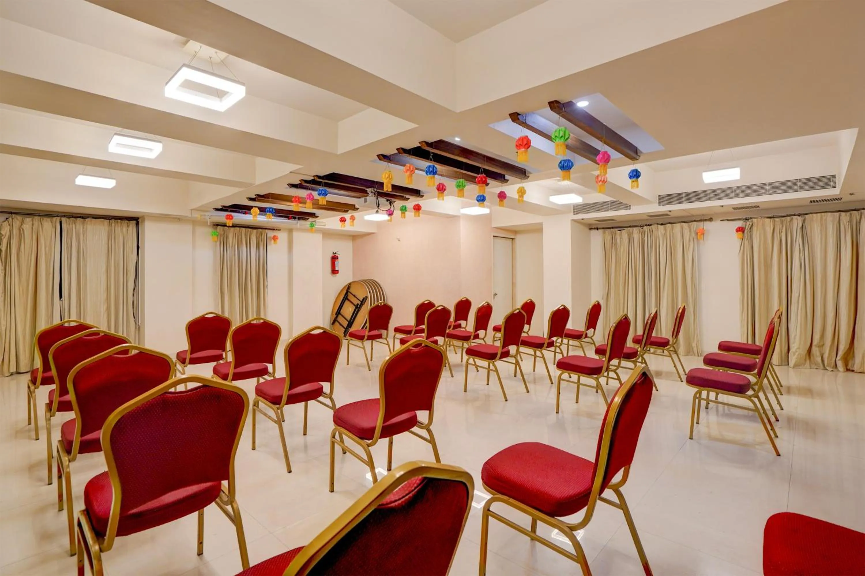 Lobby or reception in Townhouse Oak Pune Railway Station Formerly Kapil Residency