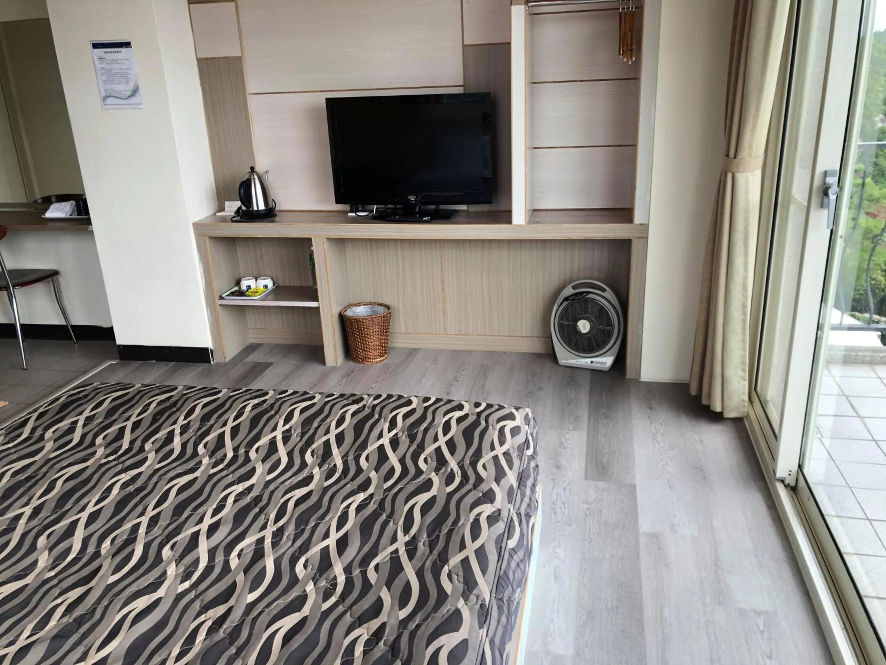 Photo of the whole room, Bed in Star Villa