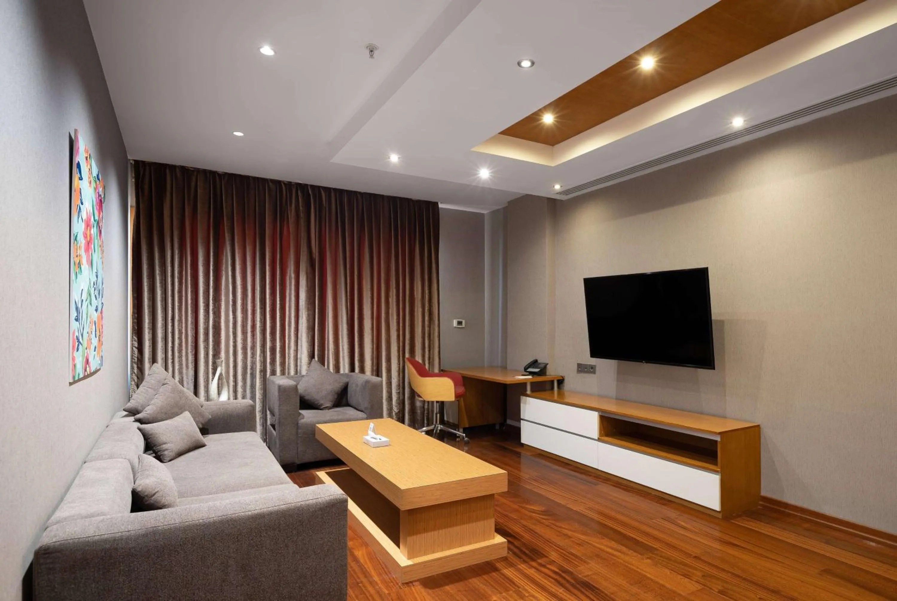 Photo of the whole room in Ramada by Wyndham Erbil Gulan Street