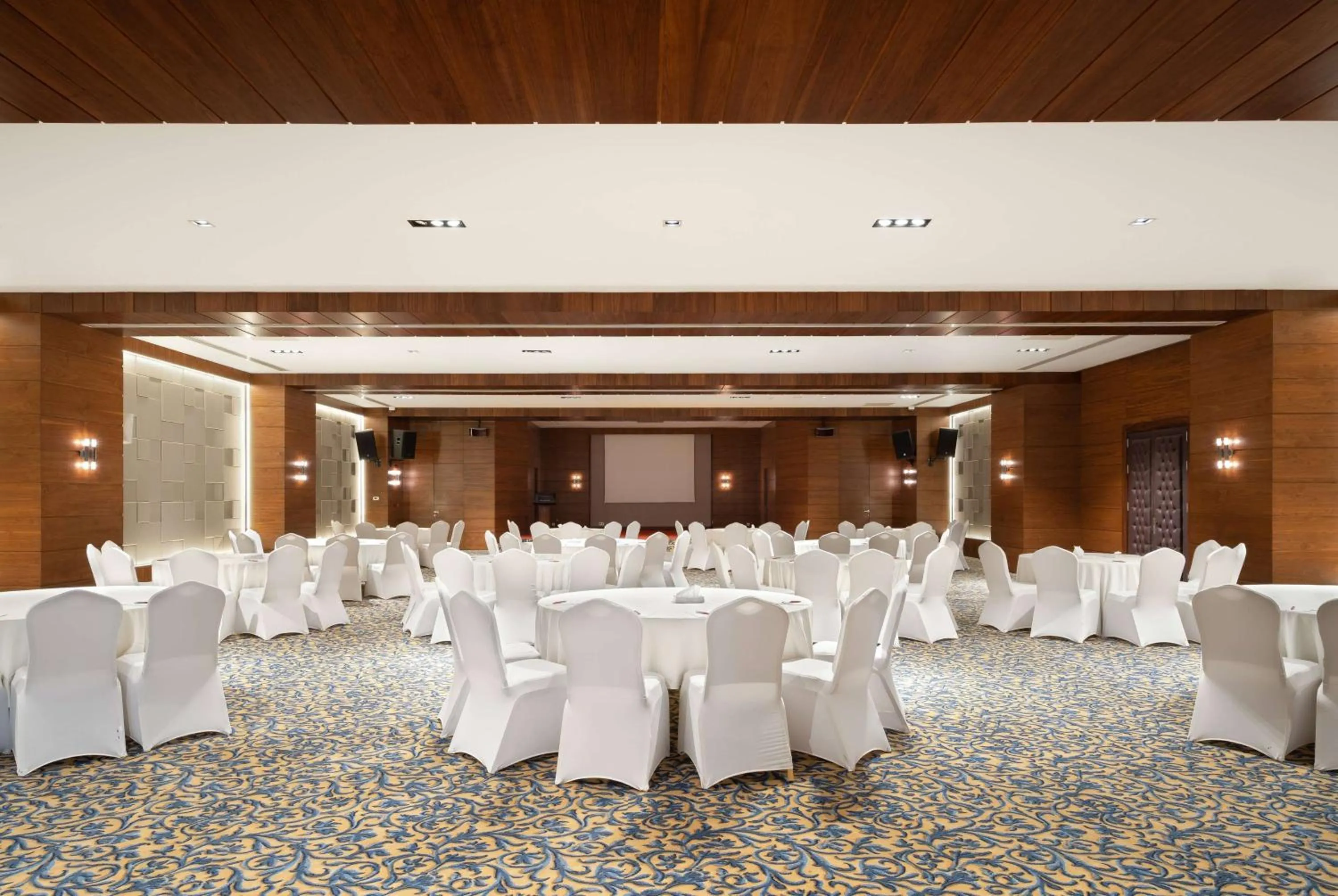 Banquet/Function facilities in Ramada by Wyndham Erbil Gulan Street
