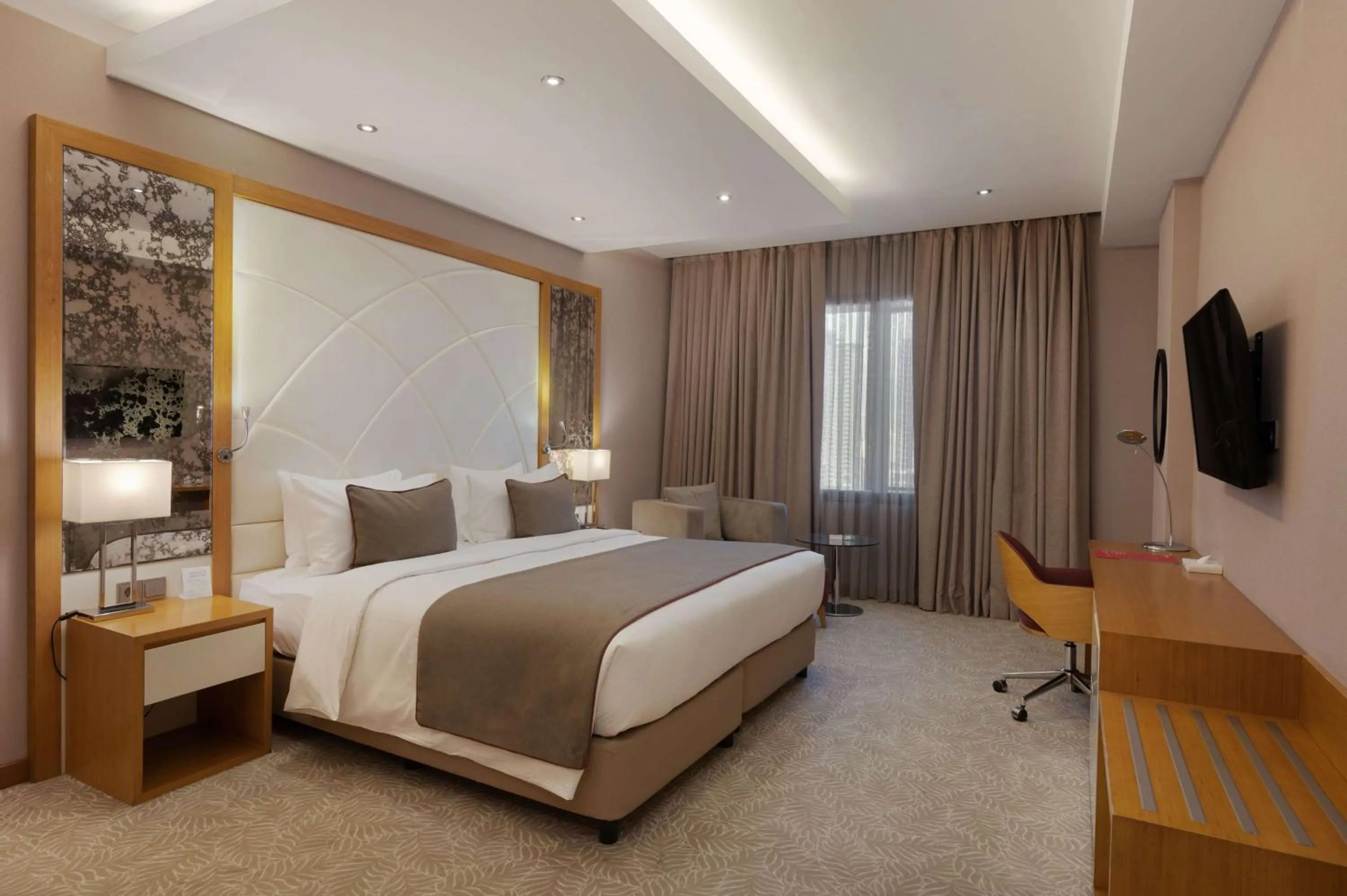 Photo of the whole room, Bed in Ramada by Wyndham Erbil Gulan Street