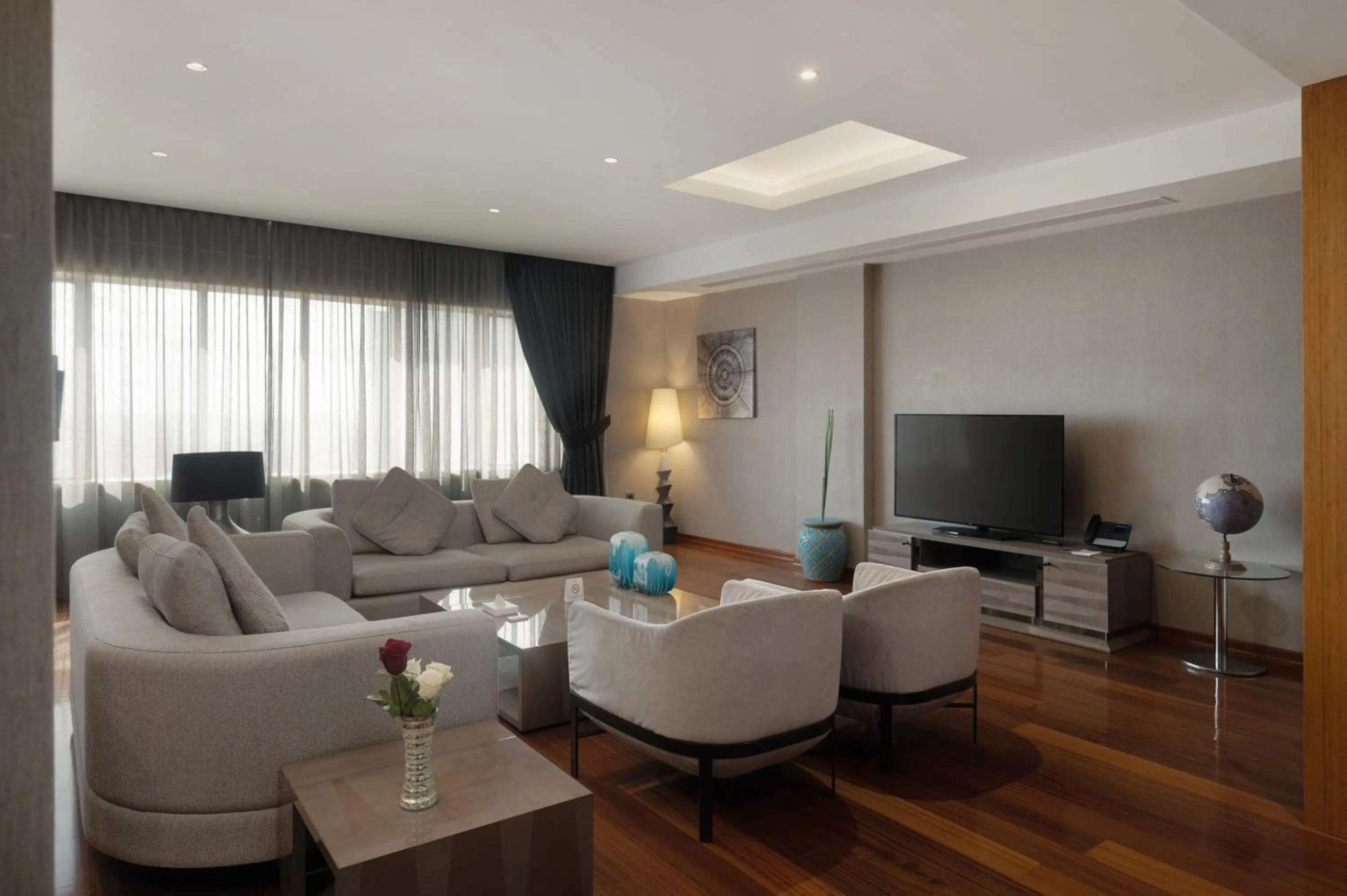 Living room in Ramada by Wyndham Erbil Gulan Street