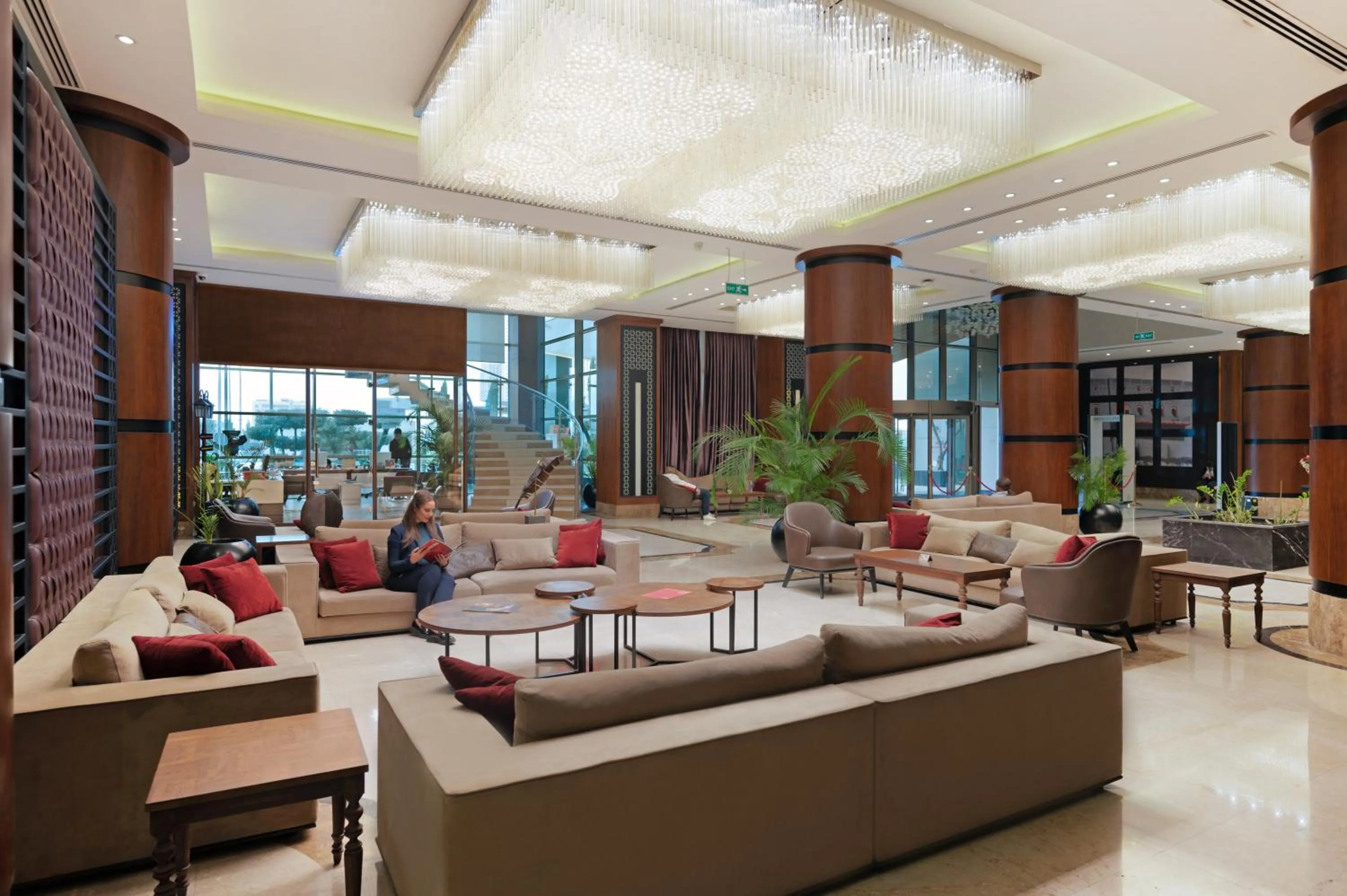 Lobby or reception in Ramada by Wyndham Erbil Gulan Street