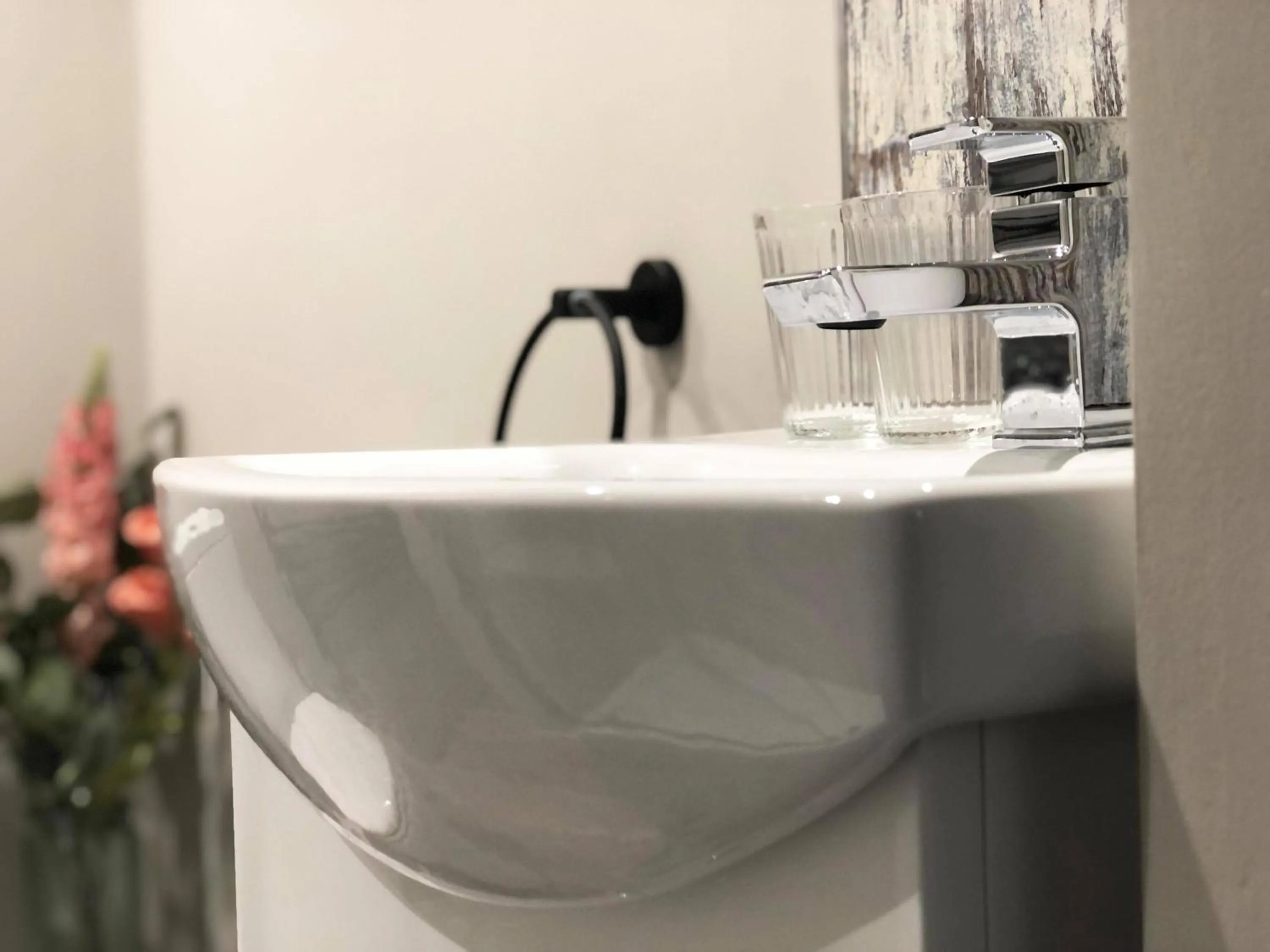 Bathroom in The Hive at Poppi-Red