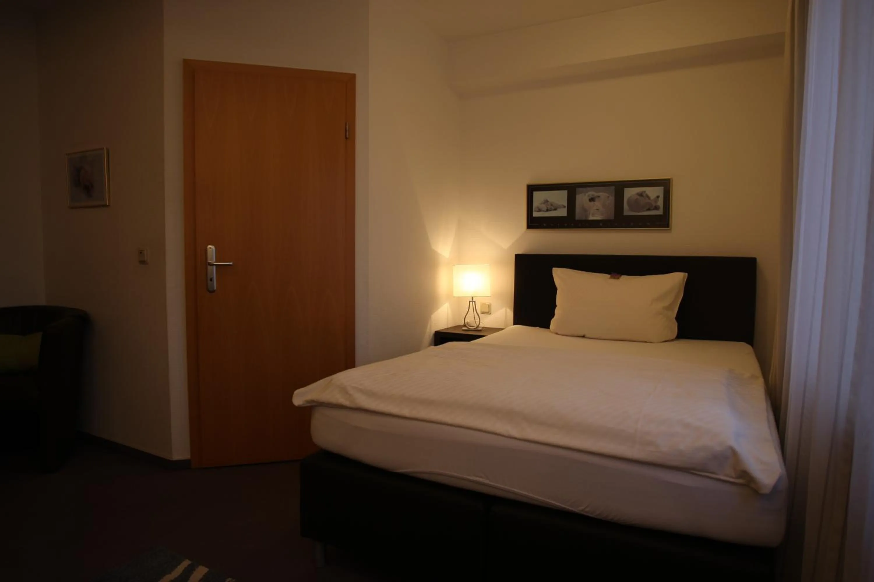 Photo of the whole room, Bed in Hotel Bürger
