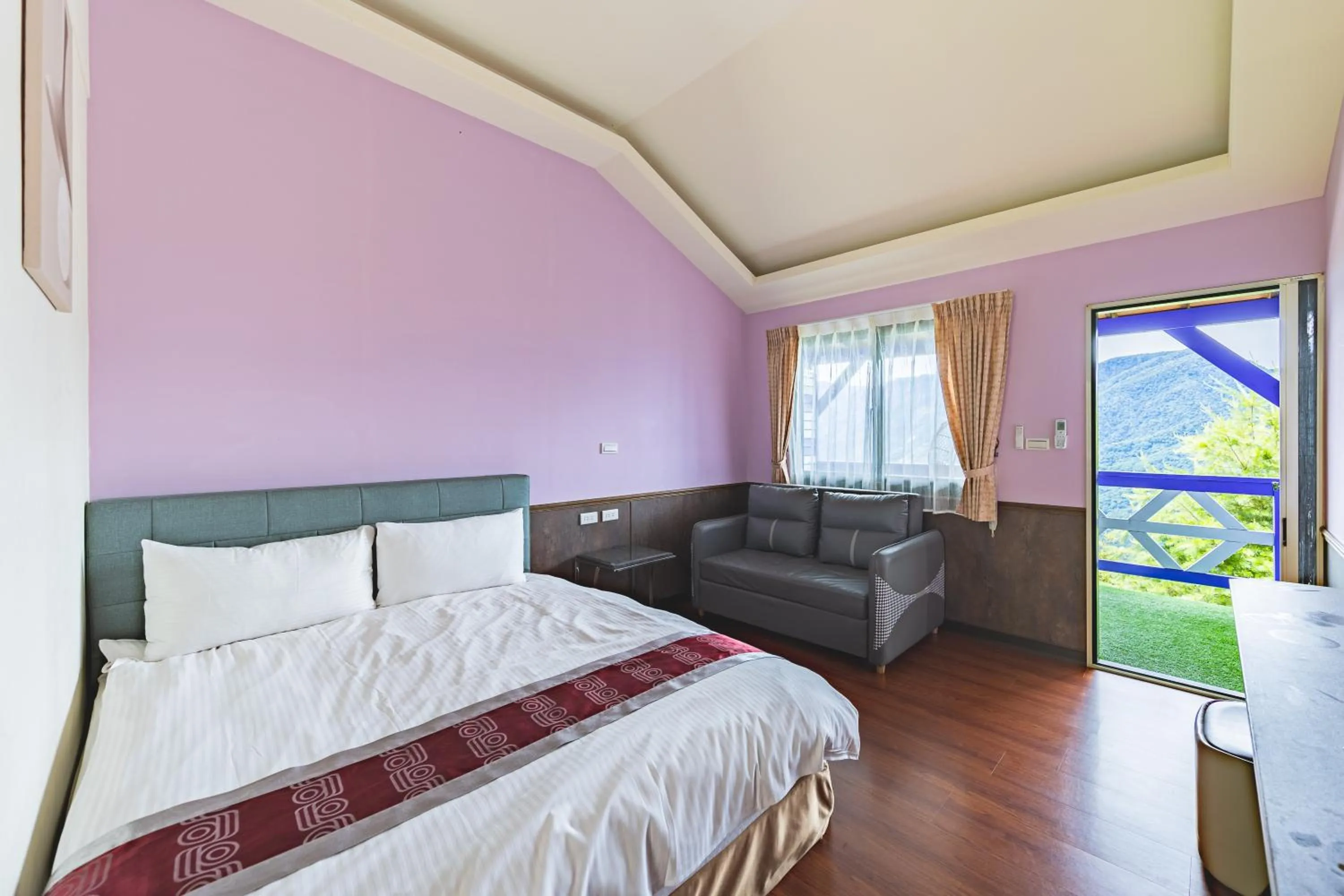 Photo of the whole room, Bed in Julie's Garden, Cingjing - Fon Chin Homestay