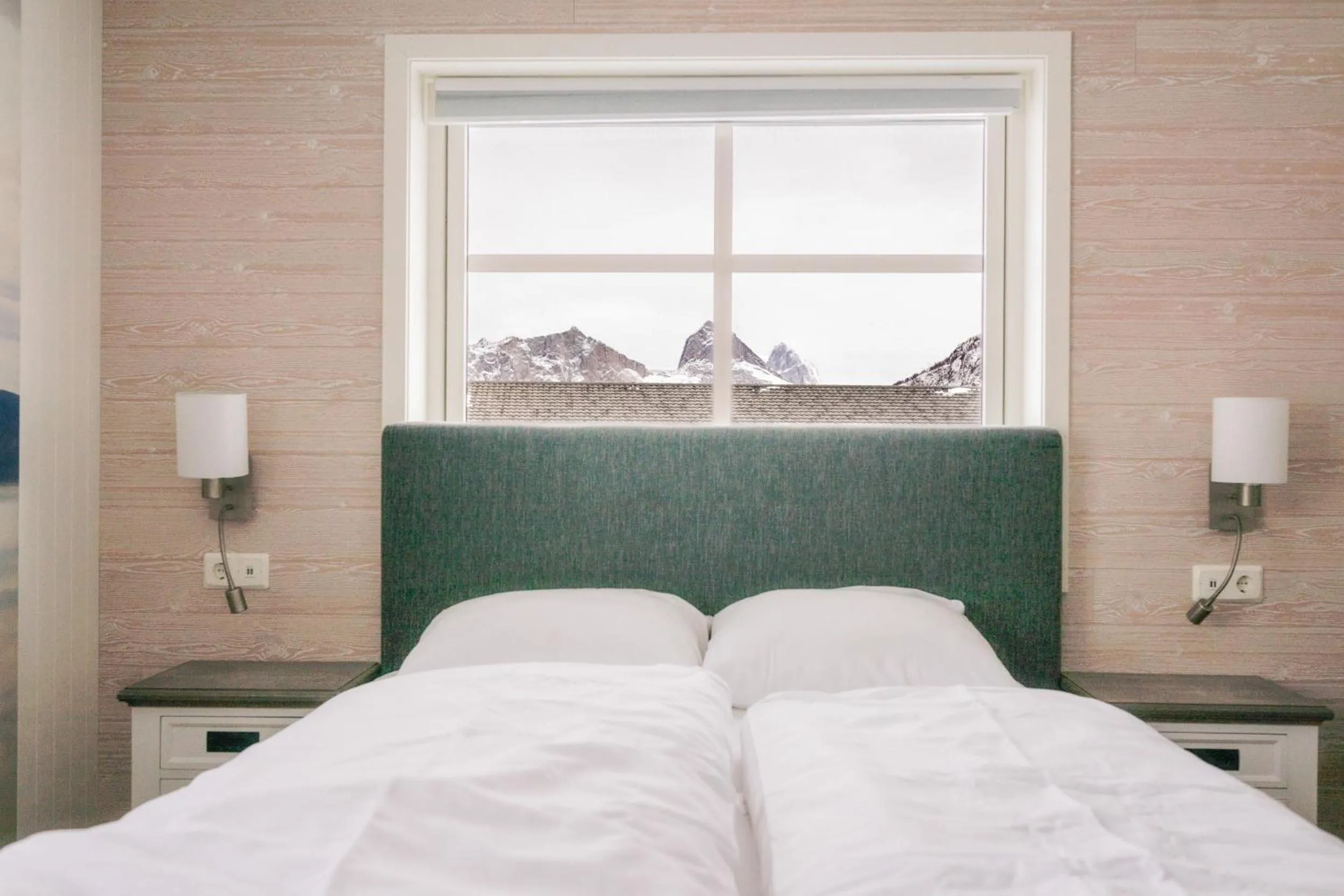 Bed in Mefjord Brygge