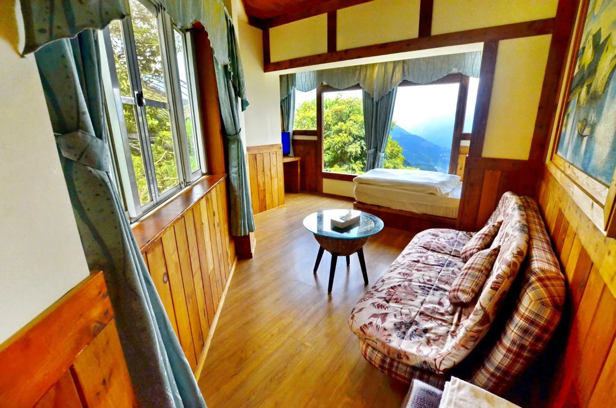 Photo of the whole room in Shiyai Taoyuan