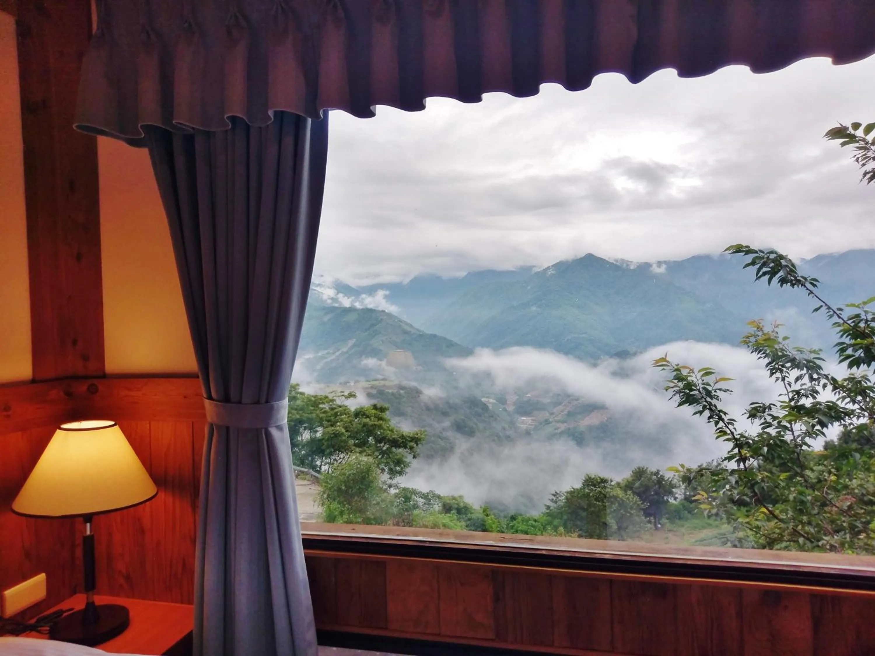 Mountain view in Shiyai Taoyuan